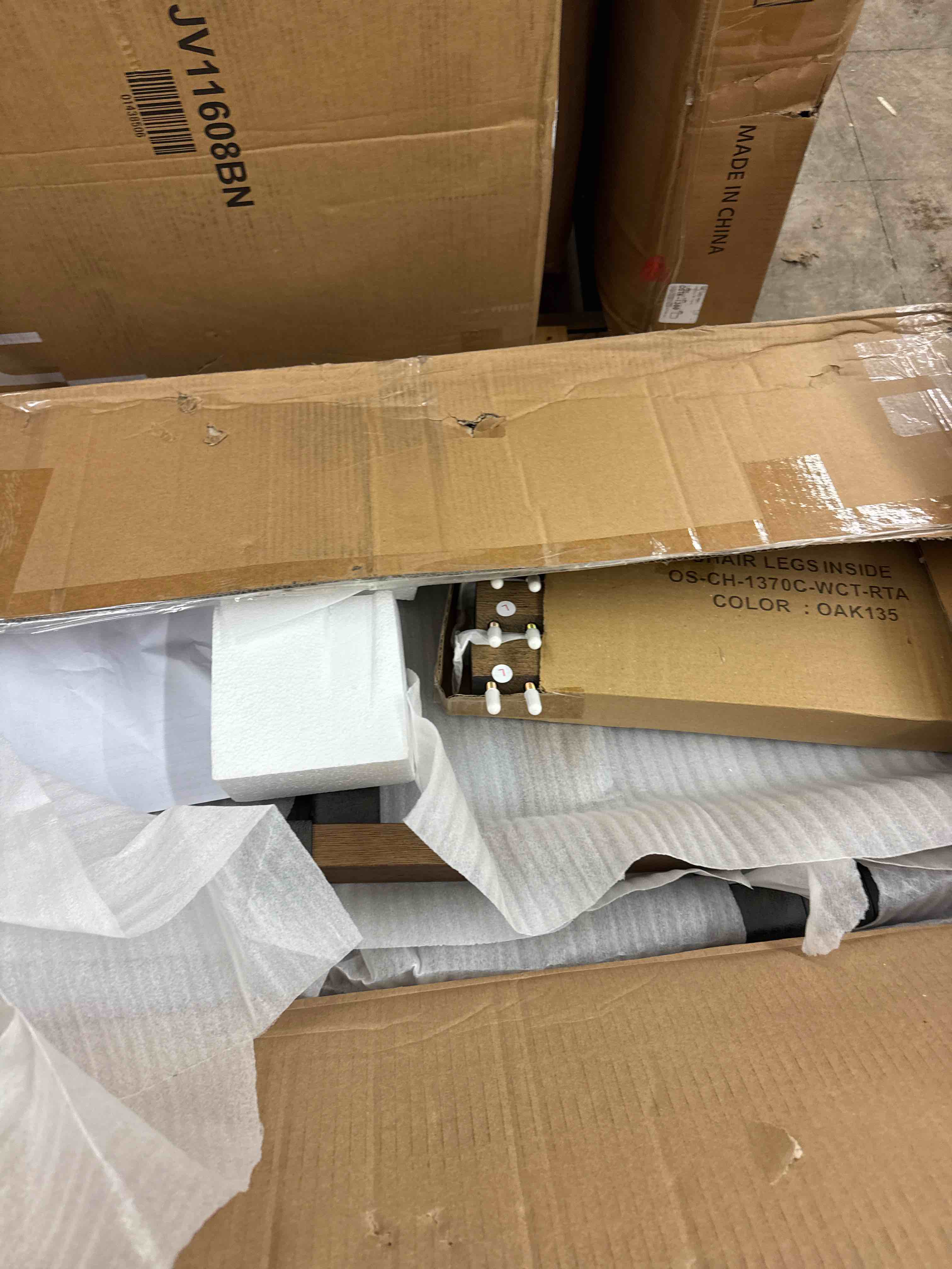 https://s3.amazonaws.com/lotting-images-prod/phillipi/BRN0112367_1734028351354.jpeg