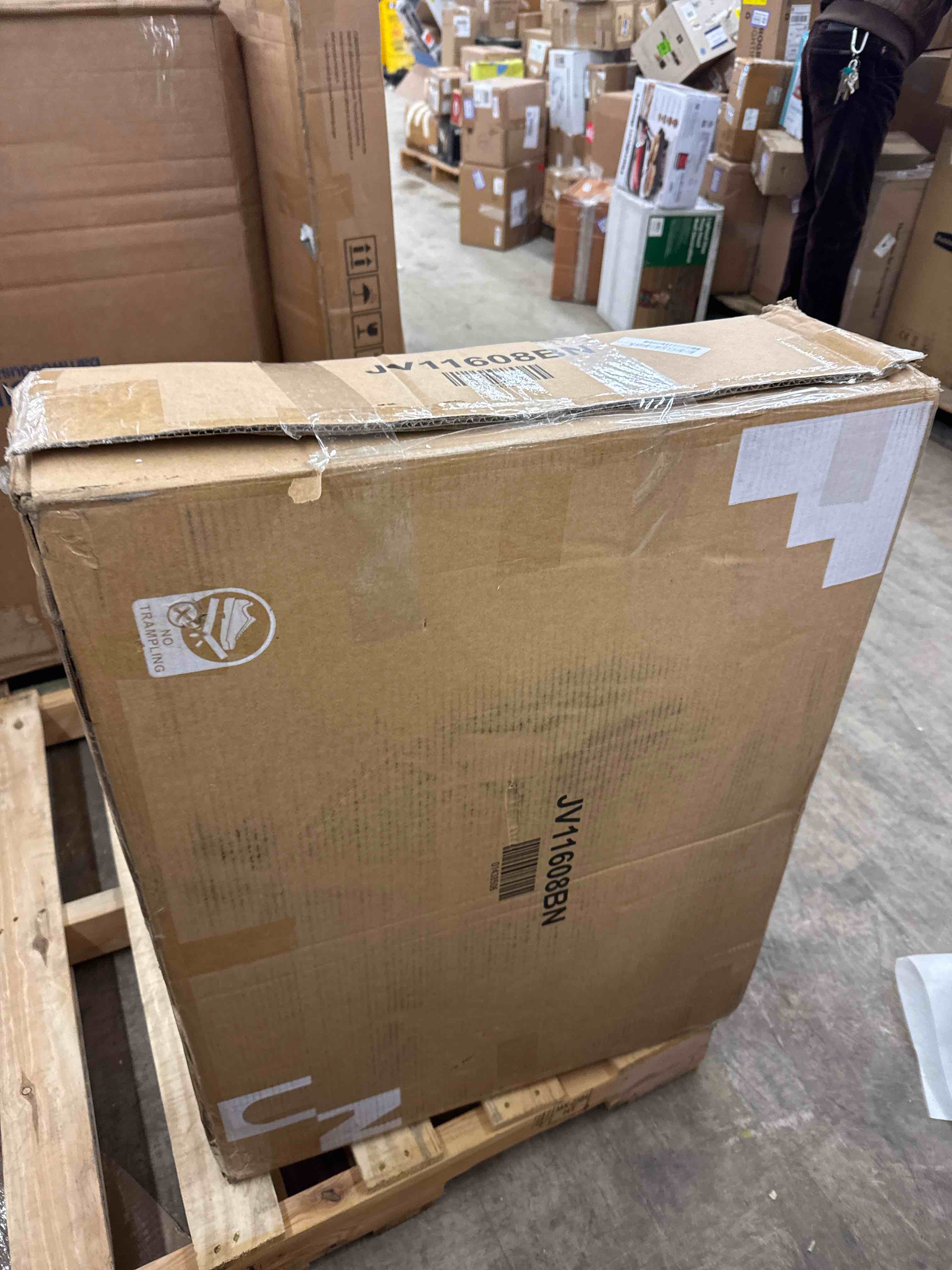 https://s3.amazonaws.com/lotting-images-prod/phillipi/BRN0112369_1734028124620.jpeg