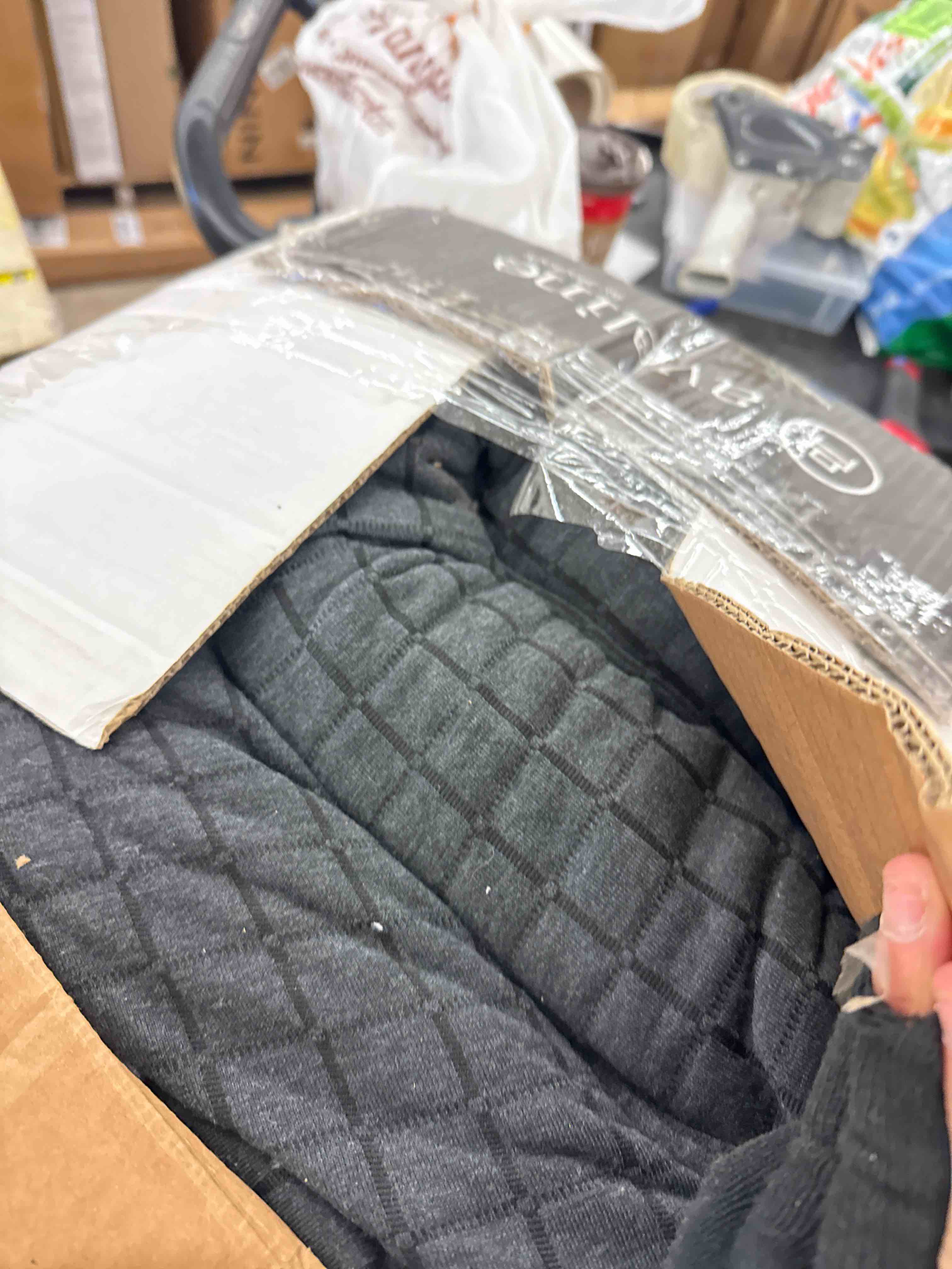 https://s3.amazonaws.com/lotting-images-prod/phillipi/BRN0112381_1734024400418.jpeg