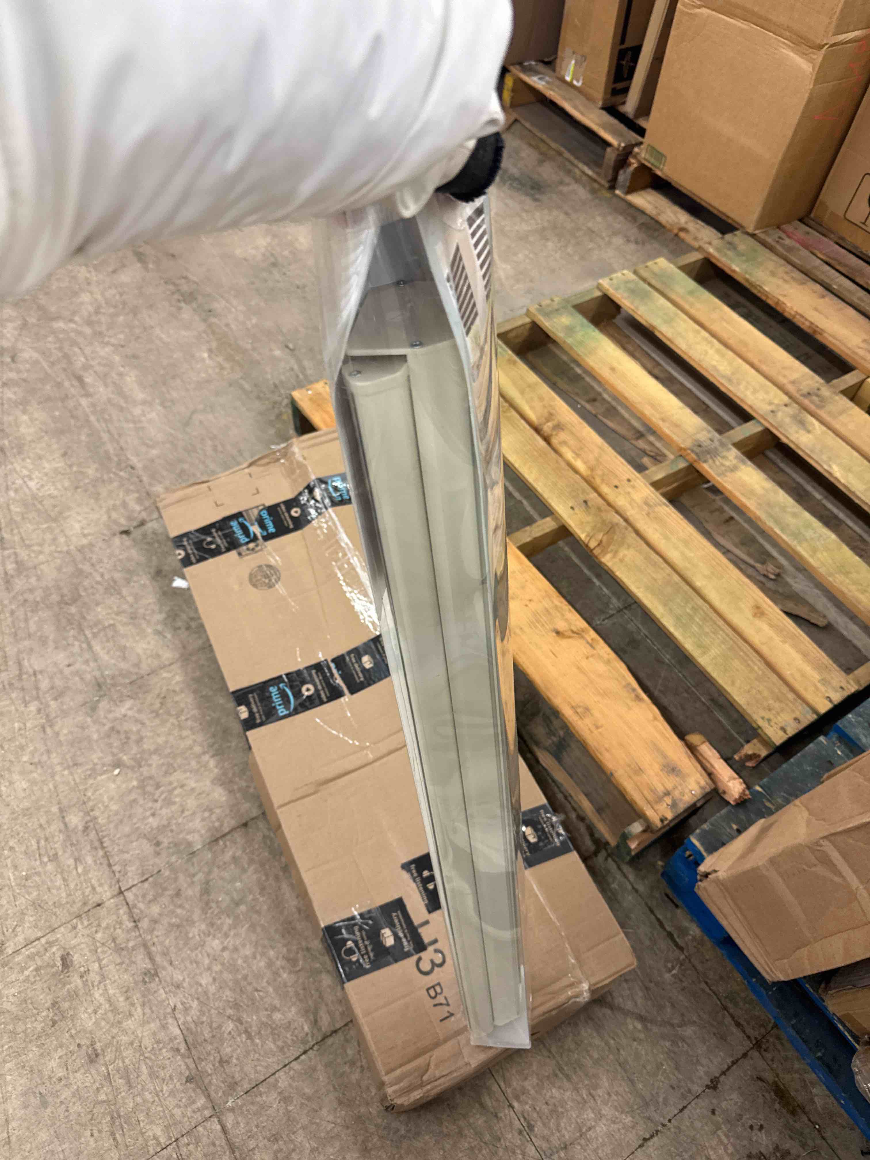 https://s3.amazonaws.com/lotting-images-prod/phillipi/BRN0112385_1734023330653.jpeg