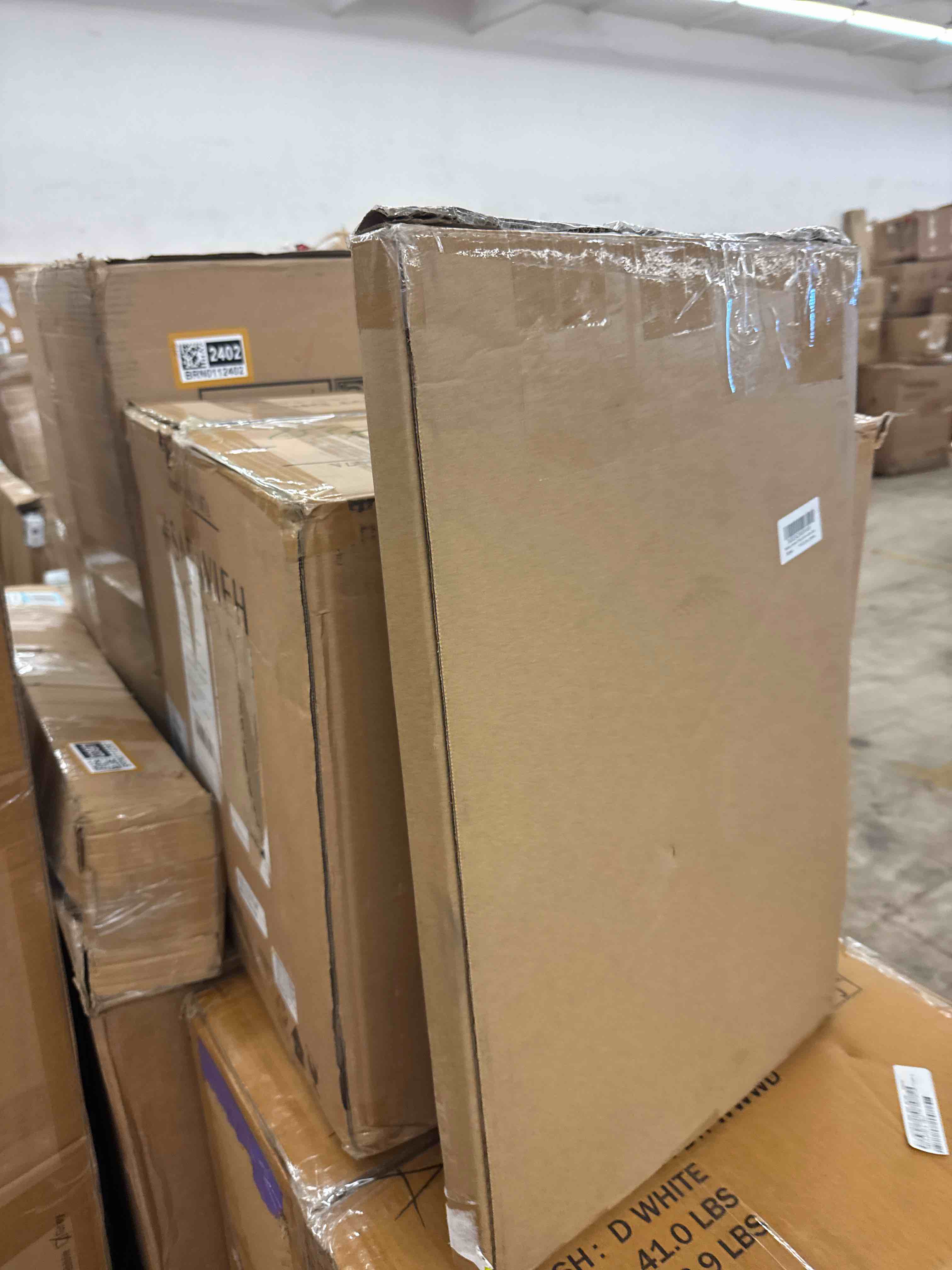 https://s3.amazonaws.com/lotting-images-prod/phillipi/BRN0112393_1734022185652.jpeg