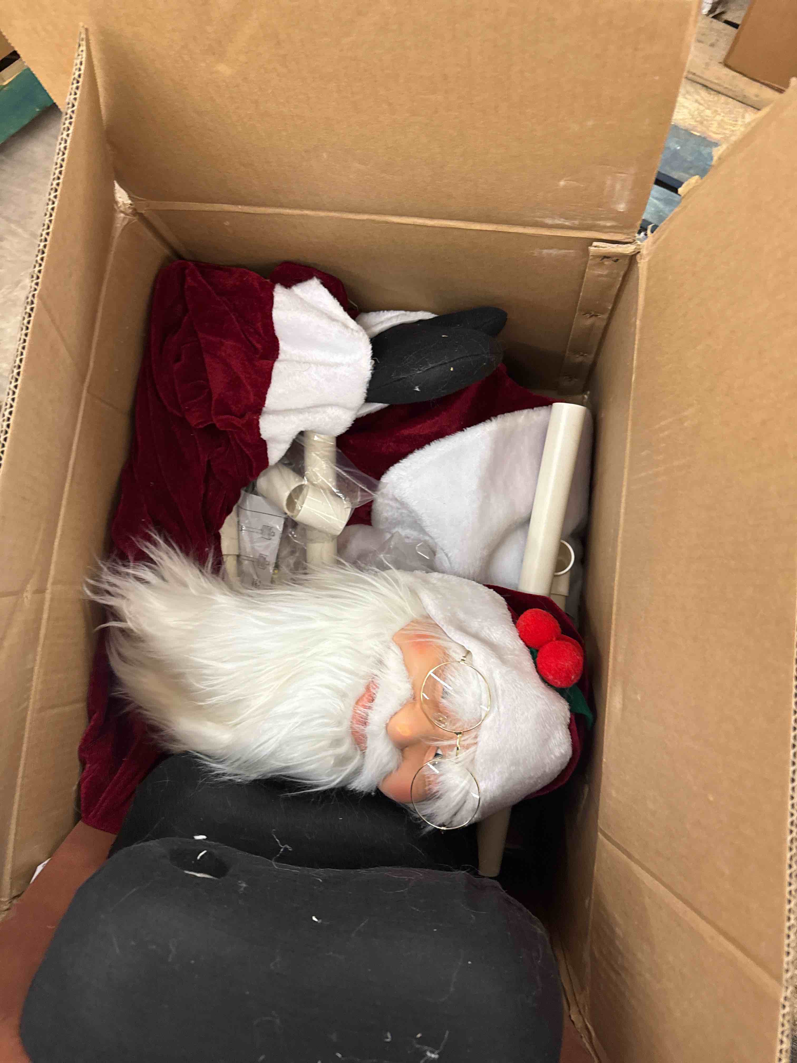 https://s3.amazonaws.com/lotting-images-prod/phillipi/BRN0112402_1734020480571.jpeg