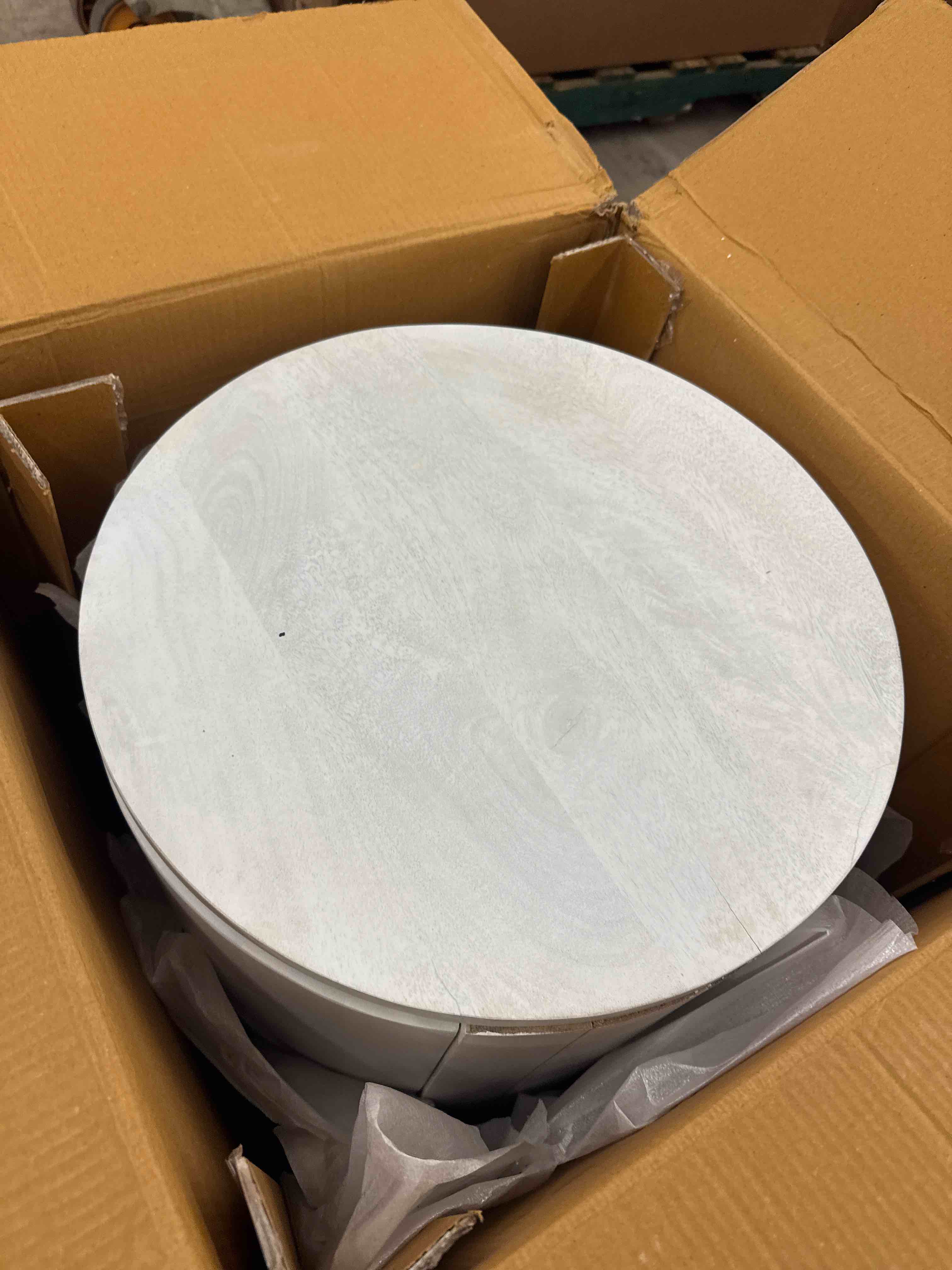 https://s3.amazonaws.com/lotting-images-prod/phillipi/BRN0112403_1734019995094.jpeg