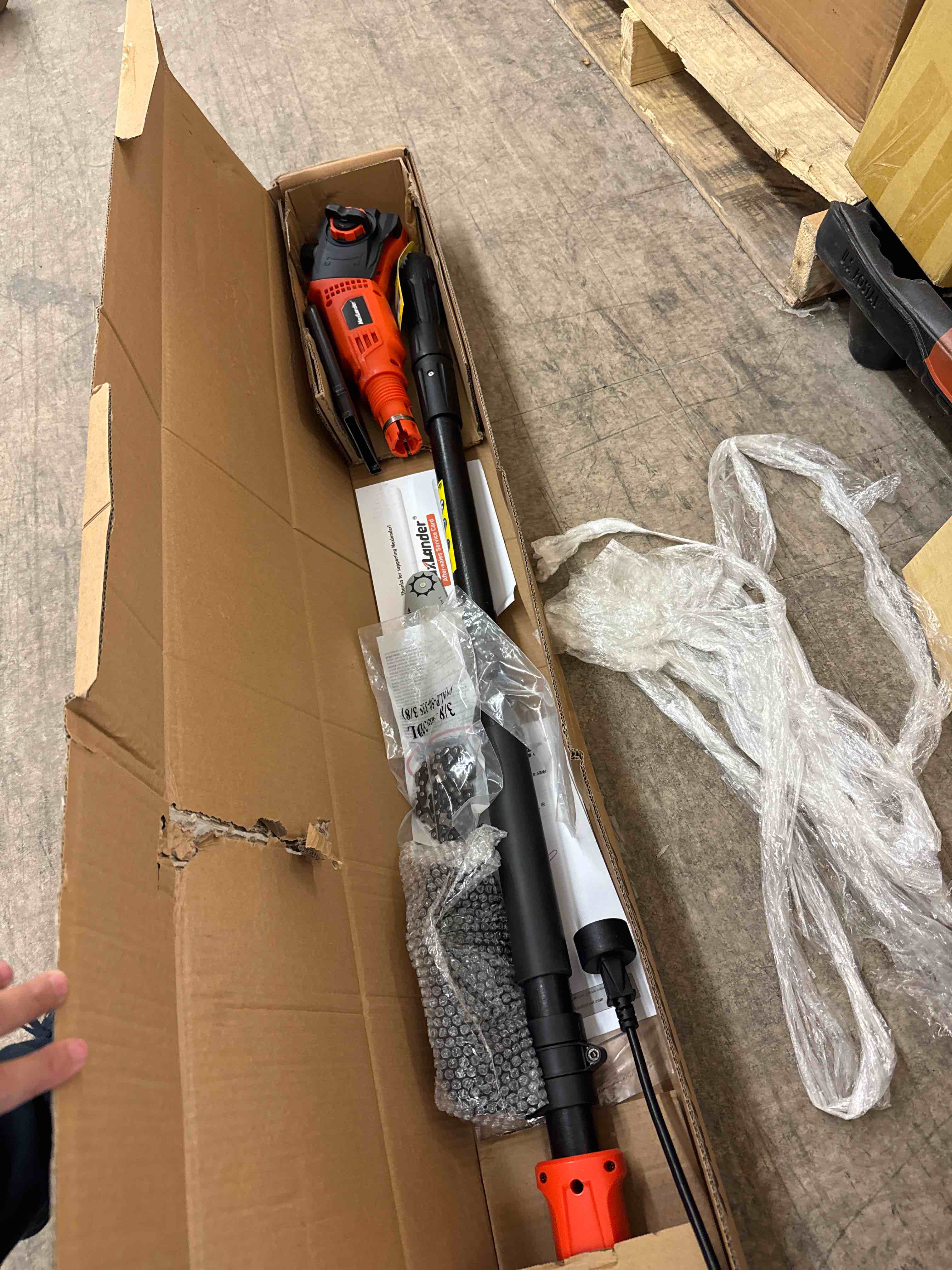 https://s3.amazonaws.com/lotting-images-prod/phillipi/BRN0112646_1733246917328.jpeg