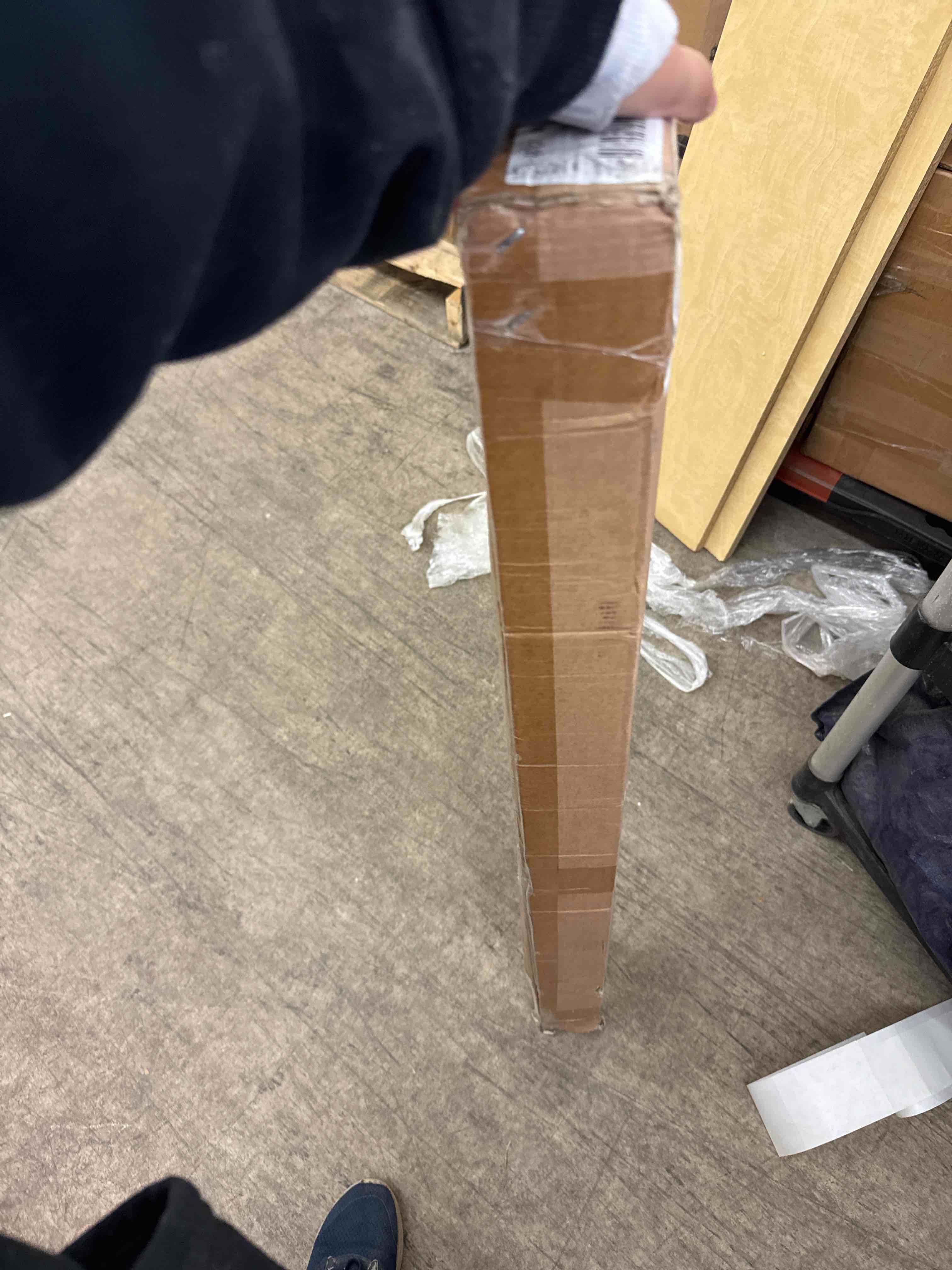https://s3.amazonaws.com/lotting-images-prod/phillipi/BRN0112647_1733246817991.jpeg
