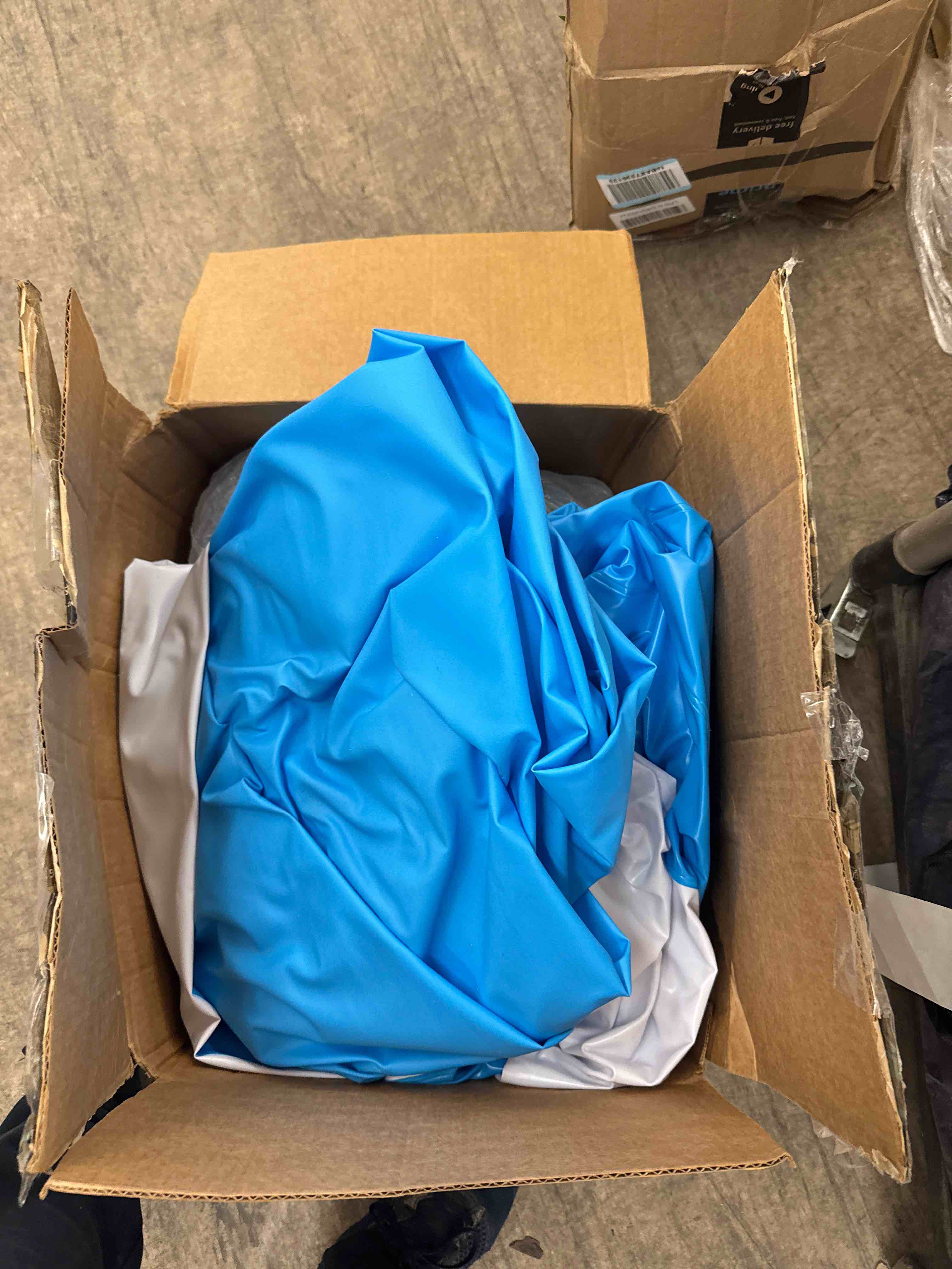 https://s3.amazonaws.com/lotting-images-prod/phillipi/BRN0112657_1733245432895.jpeg