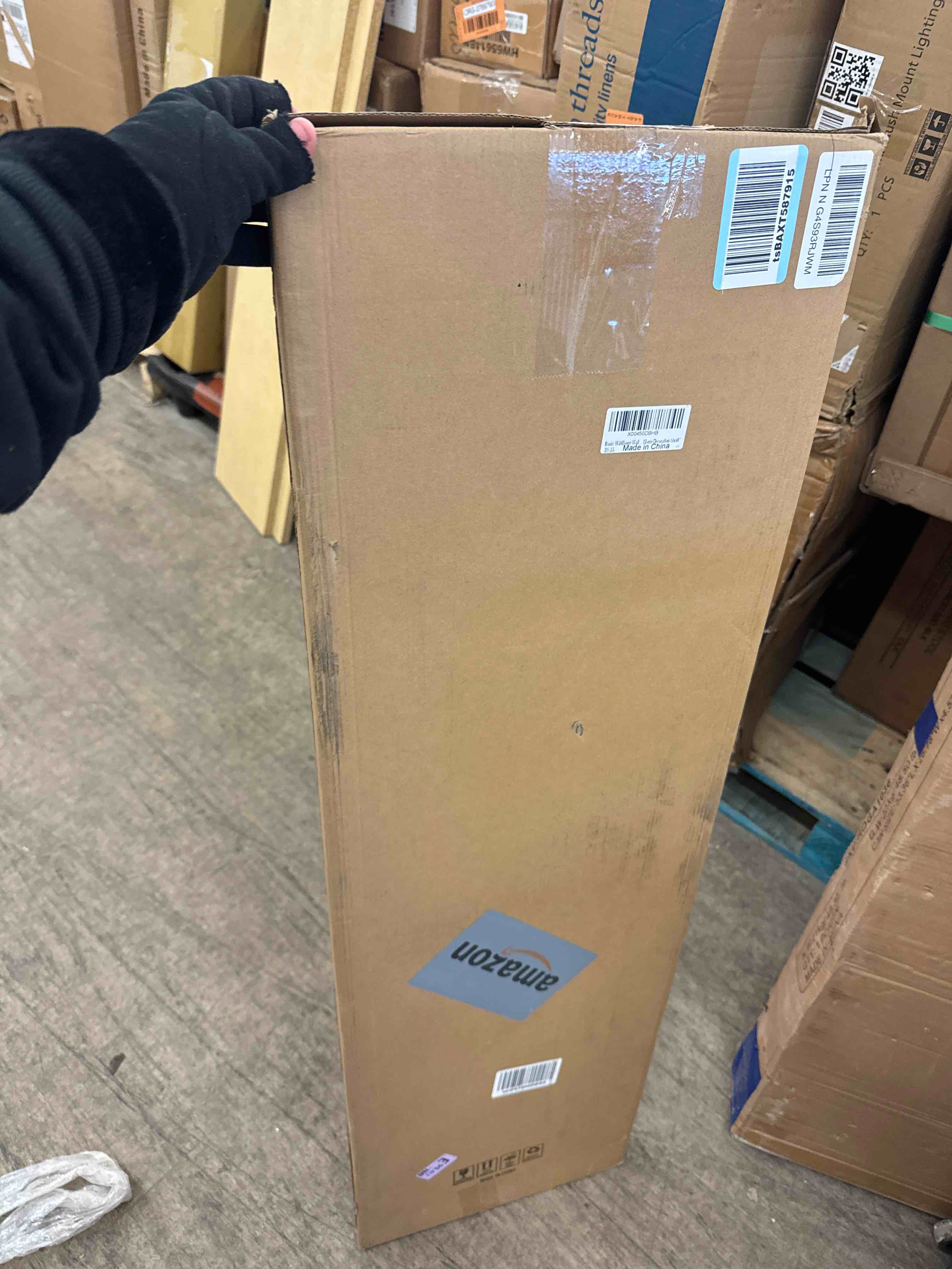https://s3.amazonaws.com/lotting-images-prod/phillipi/BRN0112670_1733242814858.jpeg