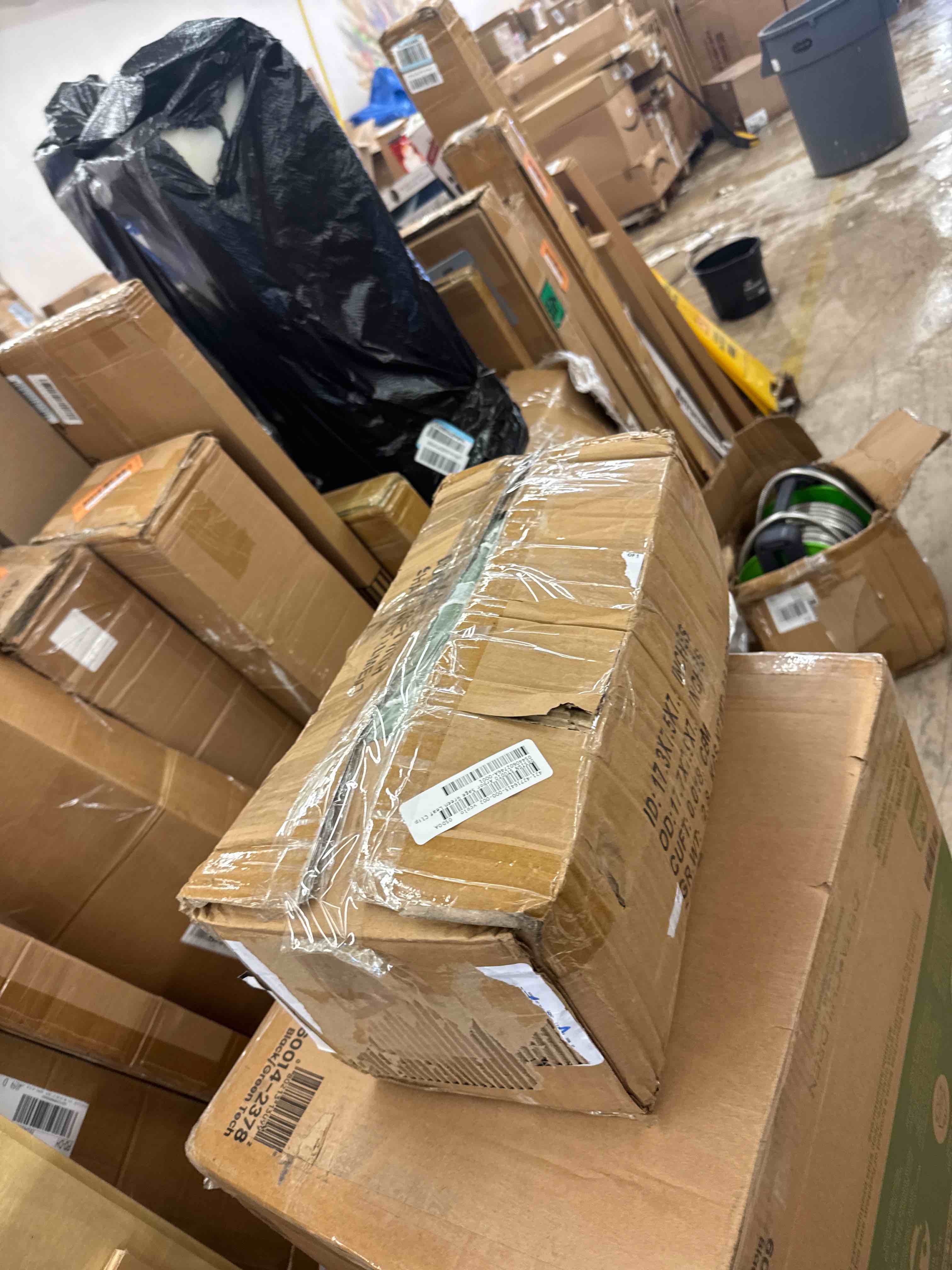 https://s3.amazonaws.com/lotting-images-prod/phillipi/BRN0112792_1732635840514.jpeg