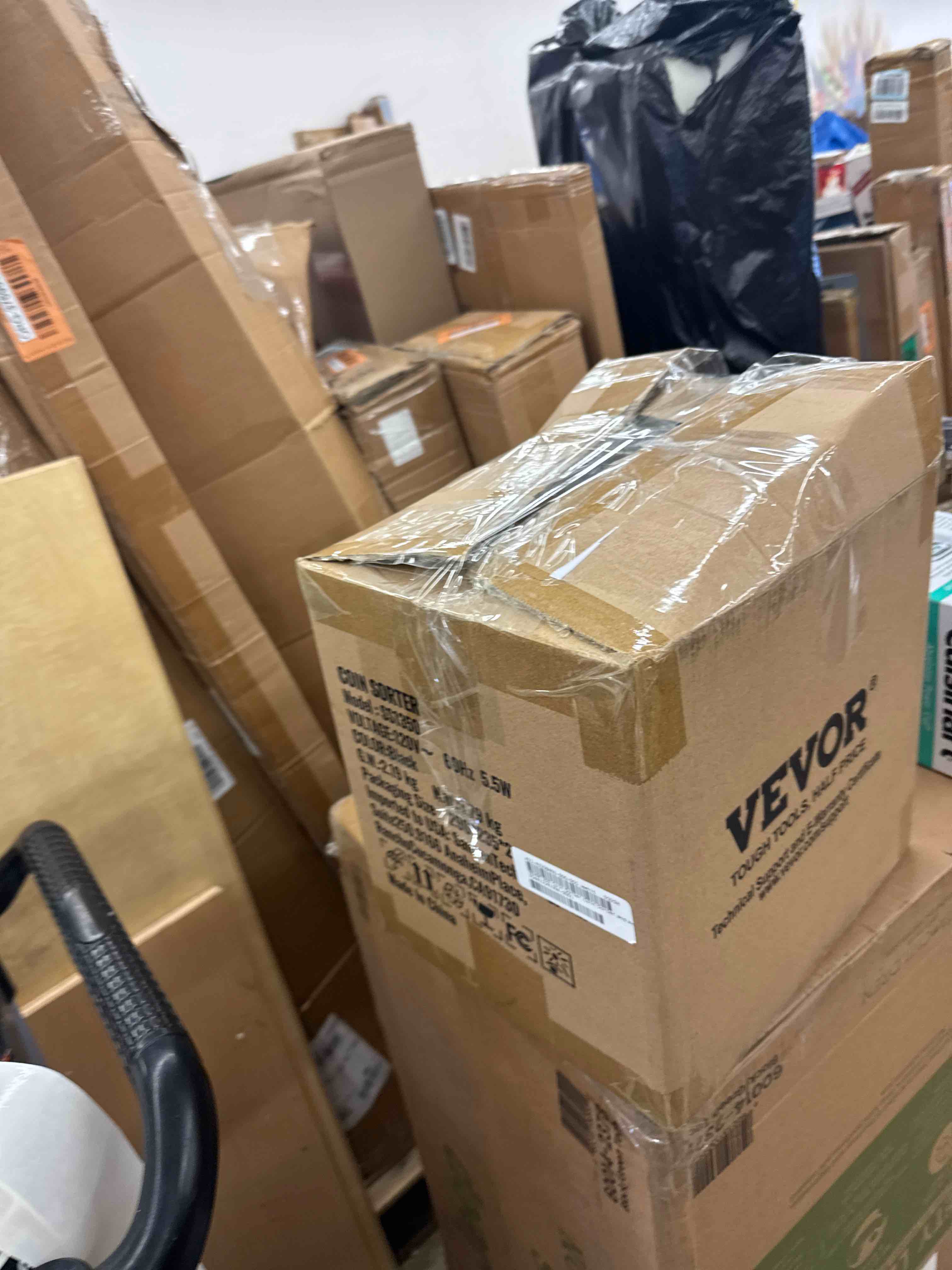 https://s3.amazonaws.com/lotting-images-prod/phillipi/BRN0112801_1732634595701.jpeg