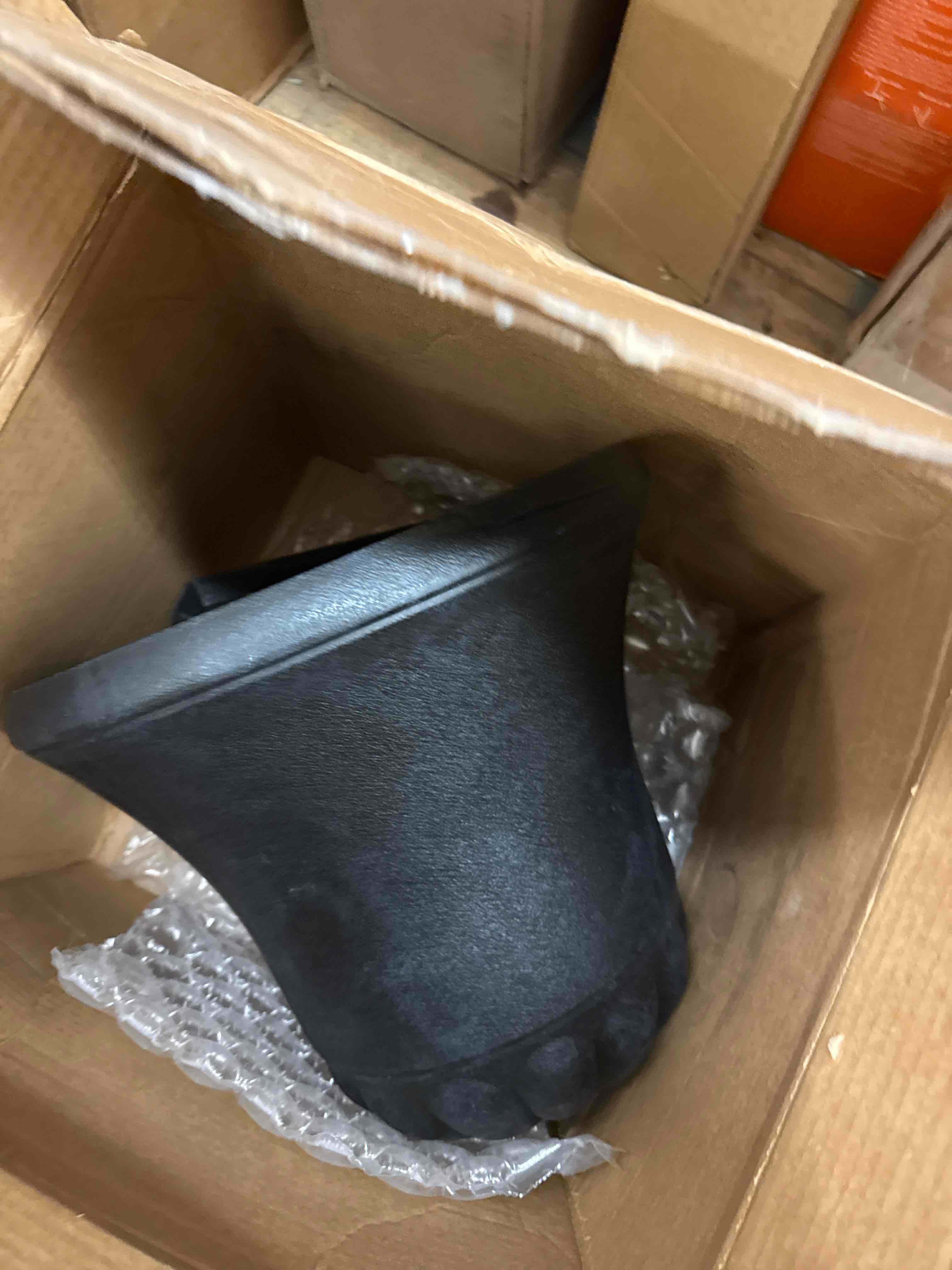 https://s3.amazonaws.com/lotting-images-prod/phillipi/BRN0112825_1732564673244.jpeg