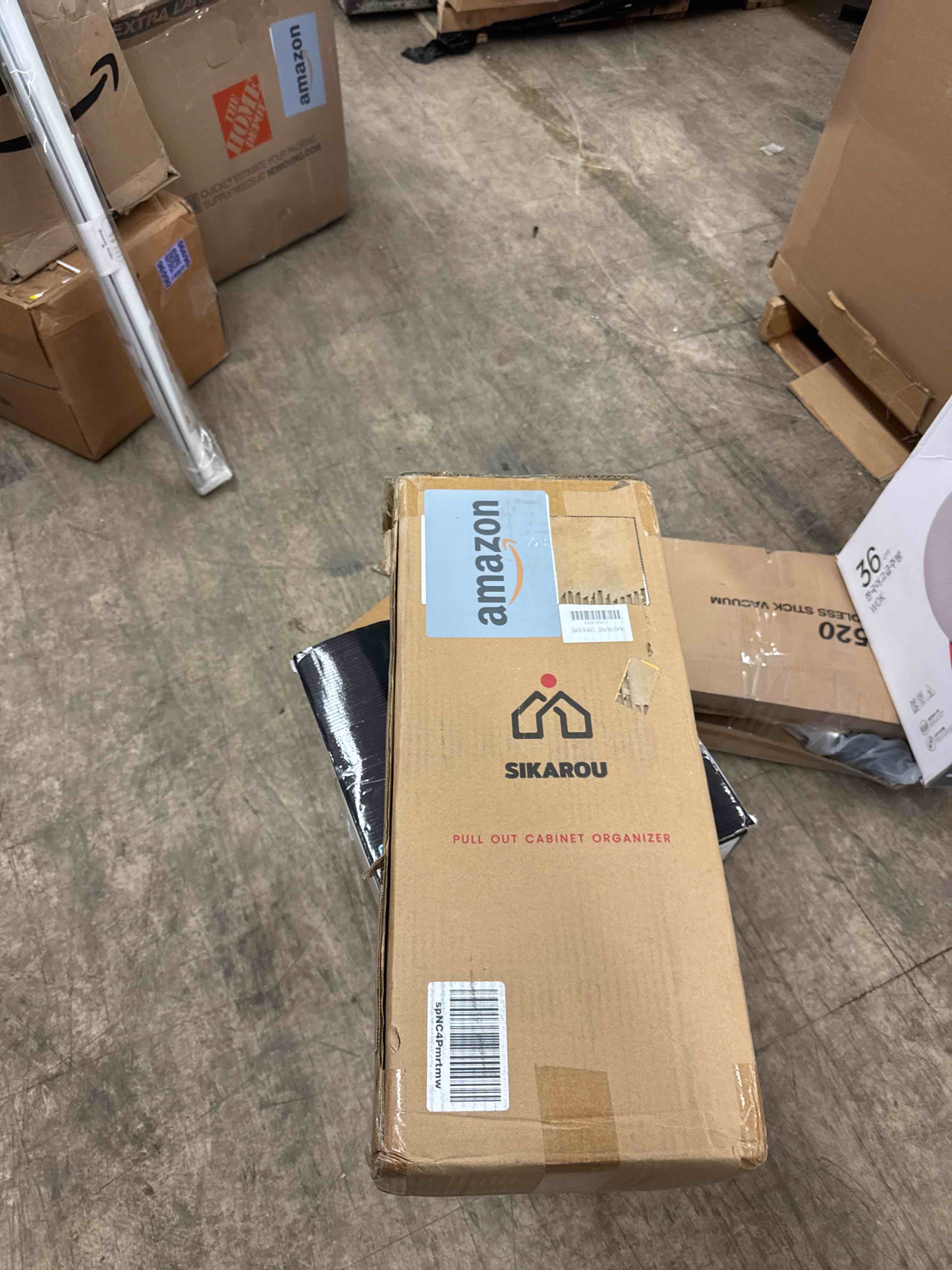 https://s3.amazonaws.com/lotting-images-prod/phillipi/BRN0113126_1731444966480.jpeg