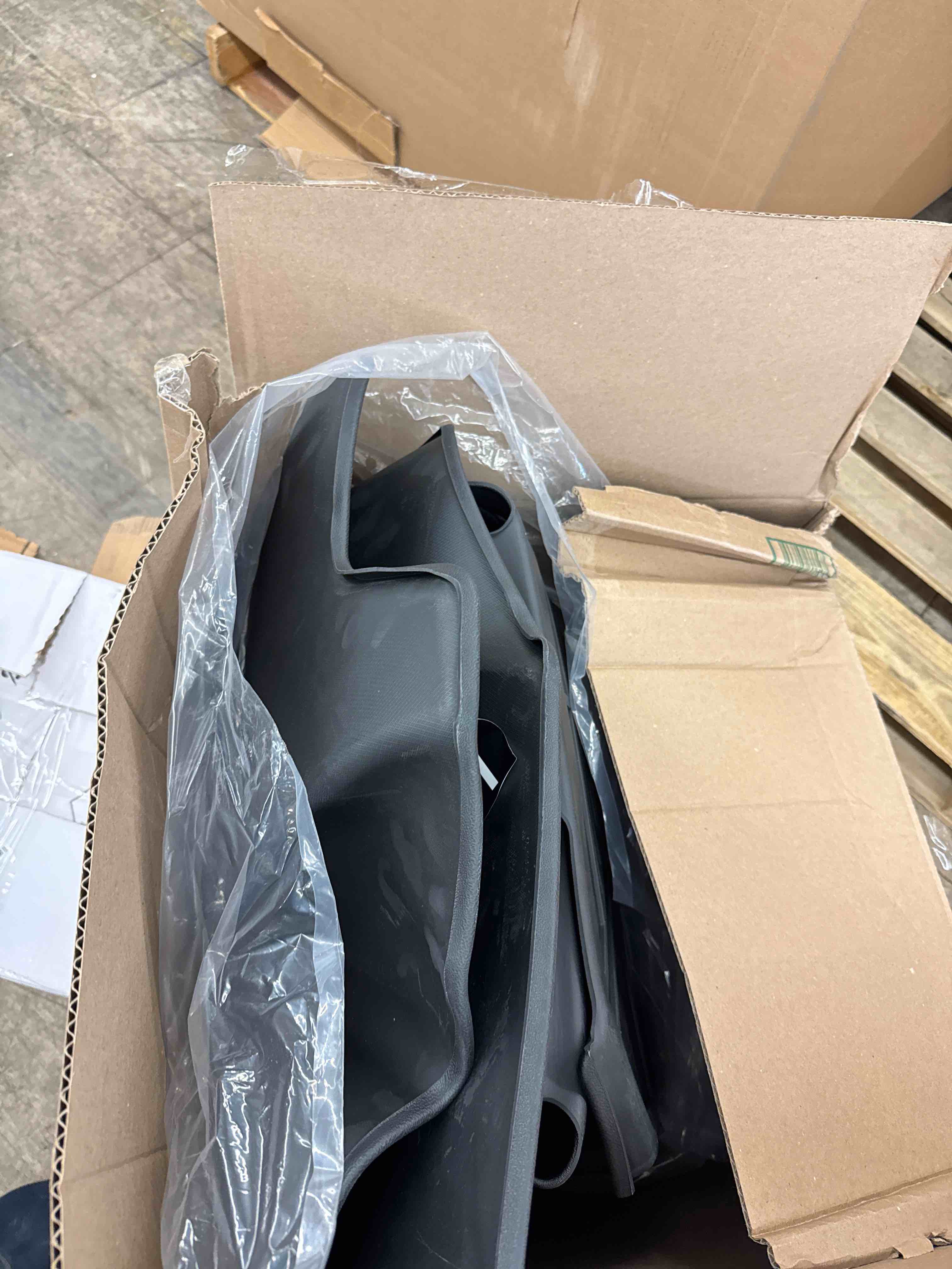 https://s3.amazonaws.com/lotting-images-prod/phillipi/BRN0113131_1731444627959.jpeg
