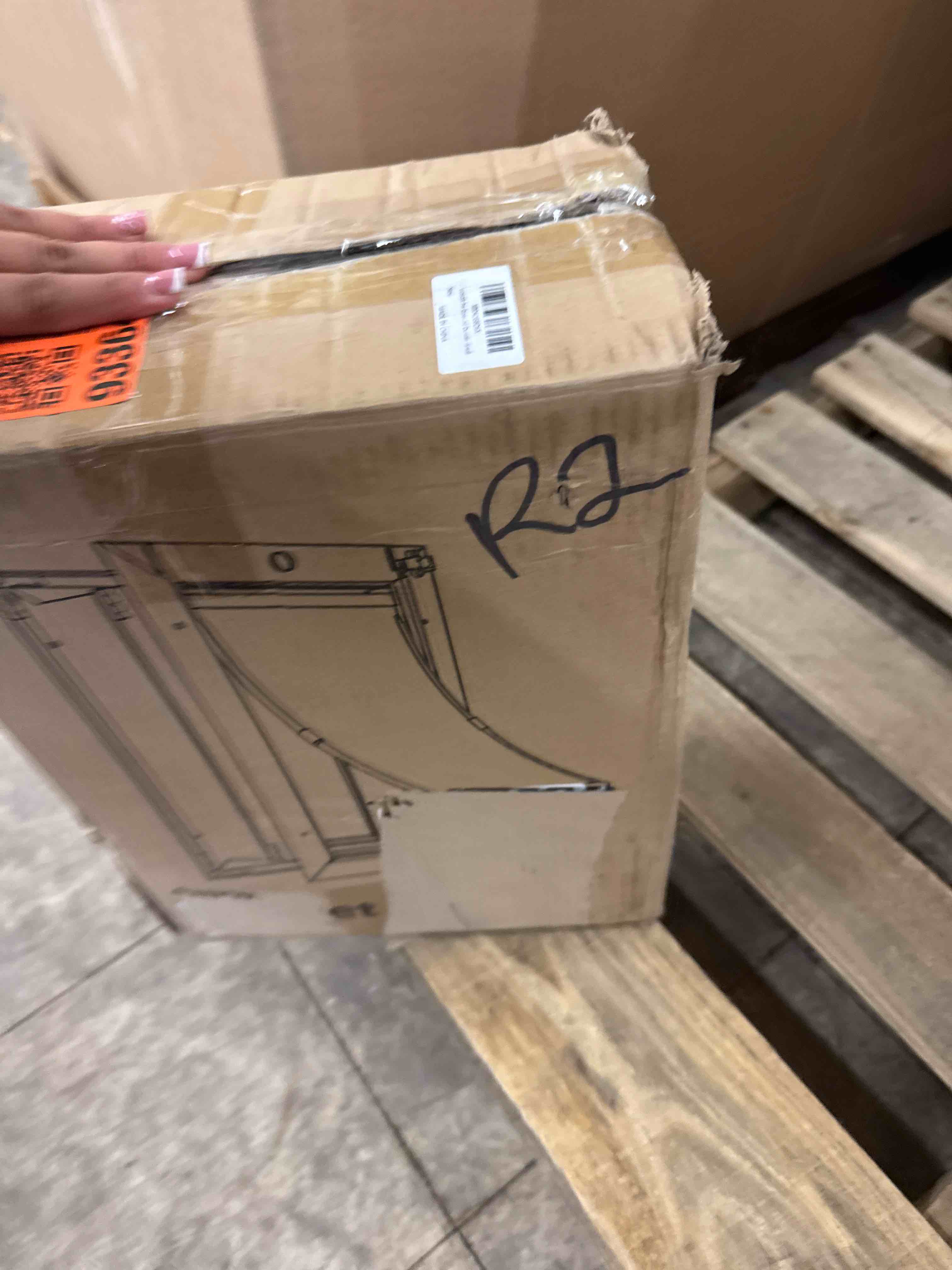 https://s3.amazonaws.com/lotting-images-prod/phillipi/BRN0113132_1731444534362.jpeg