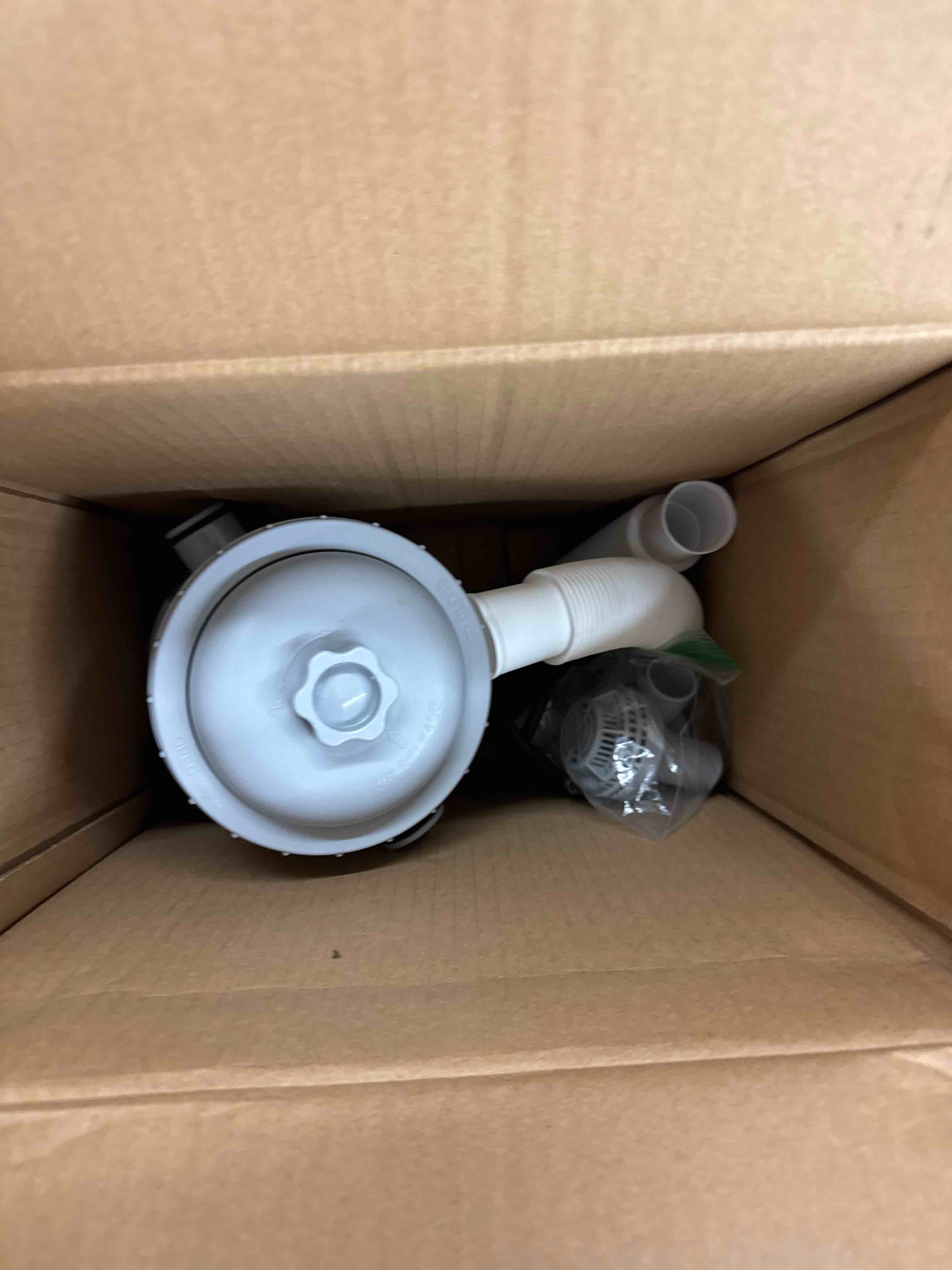 https://s3.amazonaws.com/lotting-images-prod/phillipi/BRN0113139_1731443539696.jpeg