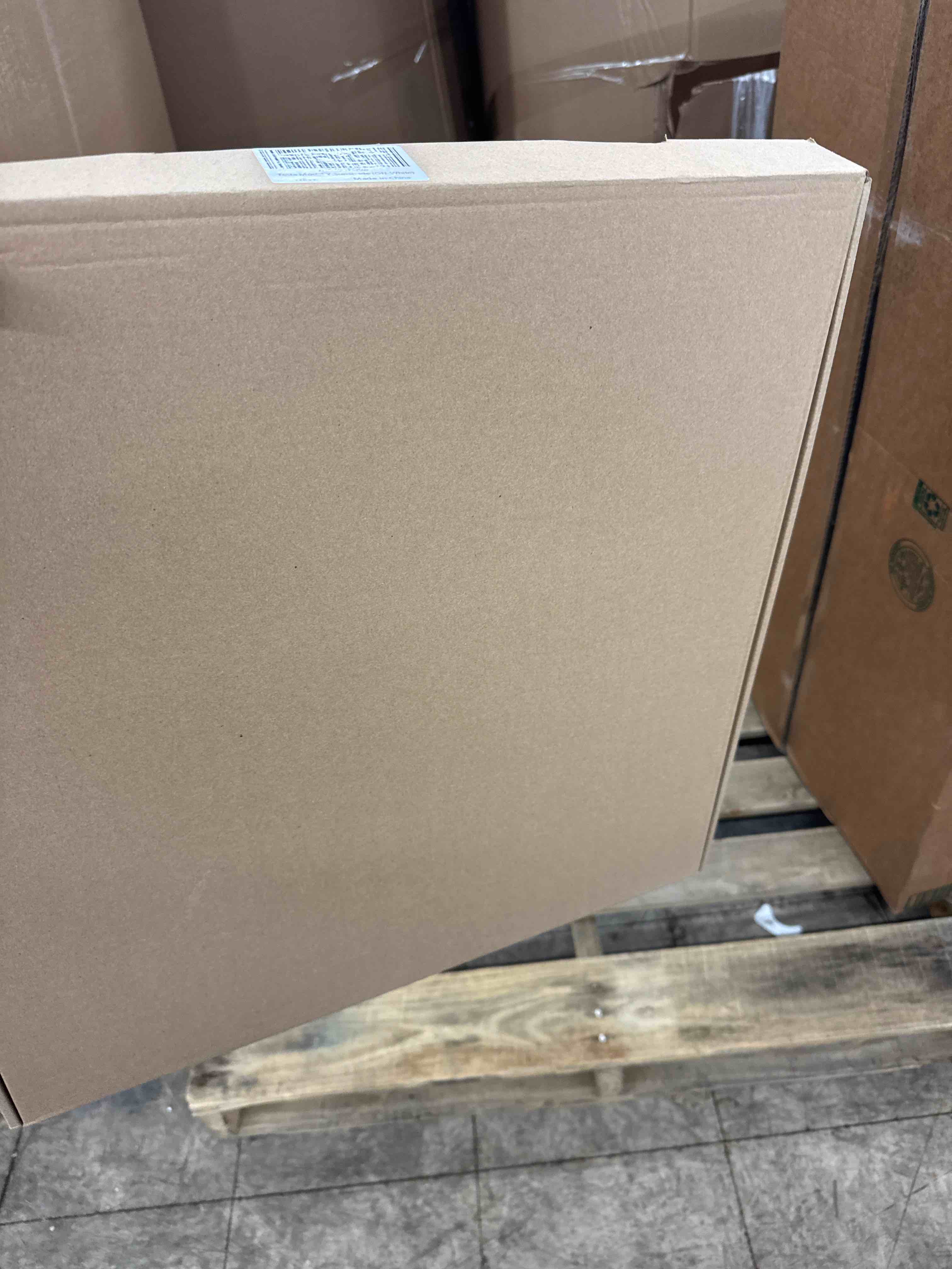 https://s3.amazonaws.com/lotting-images-prod/phillipi/BRN0113143_1731443113989.jpeg