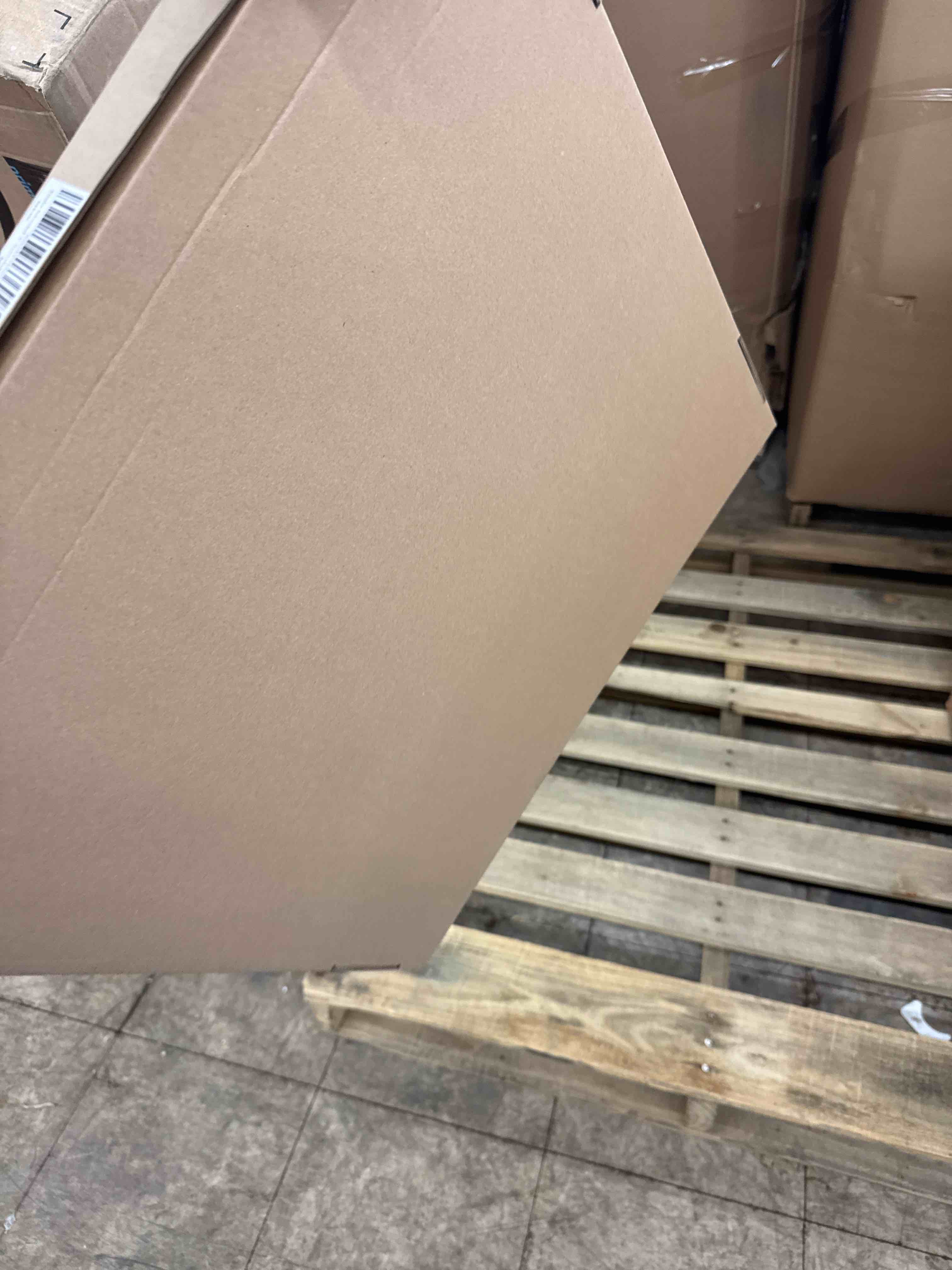https://s3.amazonaws.com/lotting-images-prod/phillipi/BRN0113143_1731443117422.jpeg