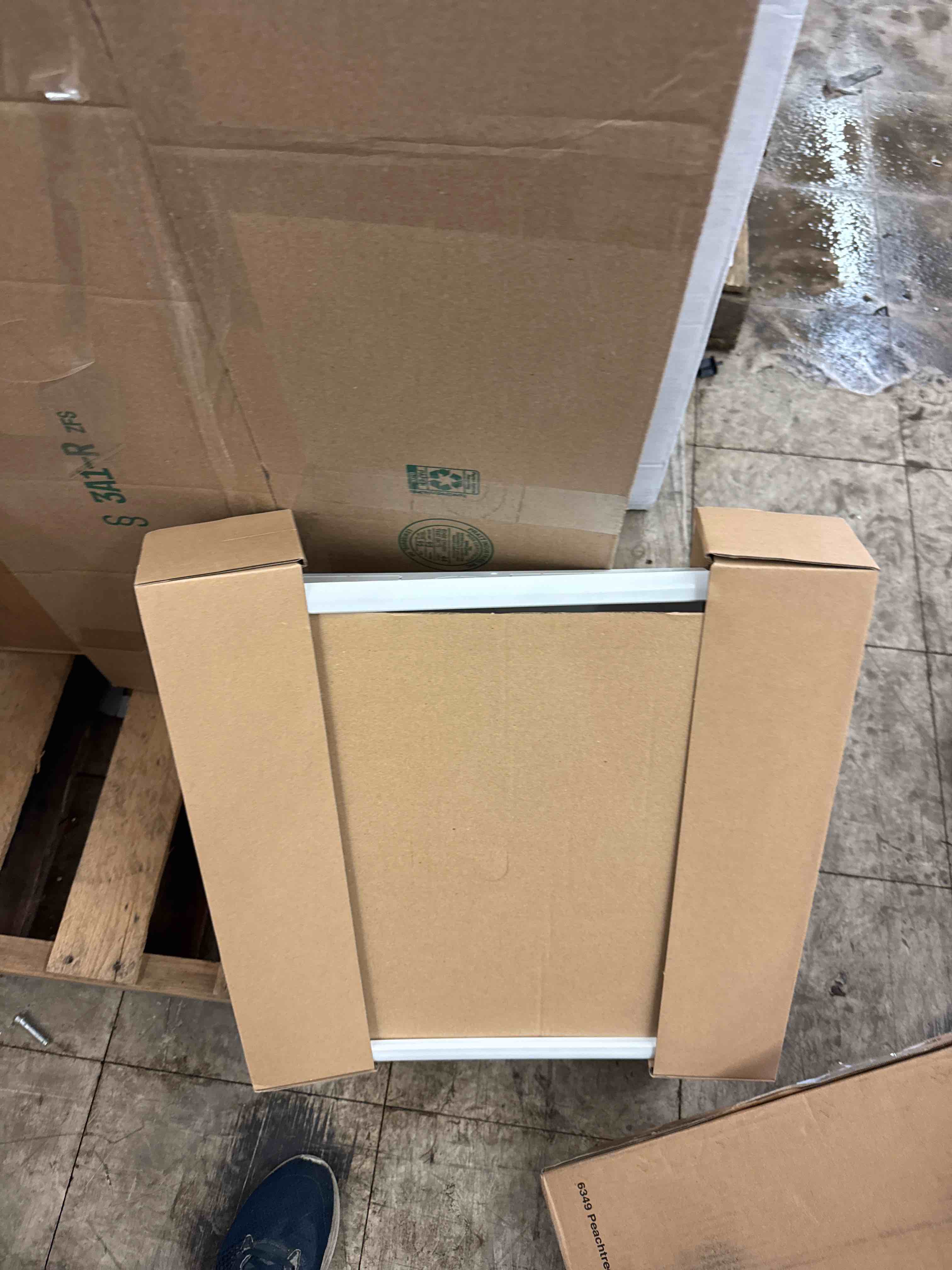 https://s3.amazonaws.com/lotting-images-prod/phillipi/BRN0113147_1731442684512.jpeg