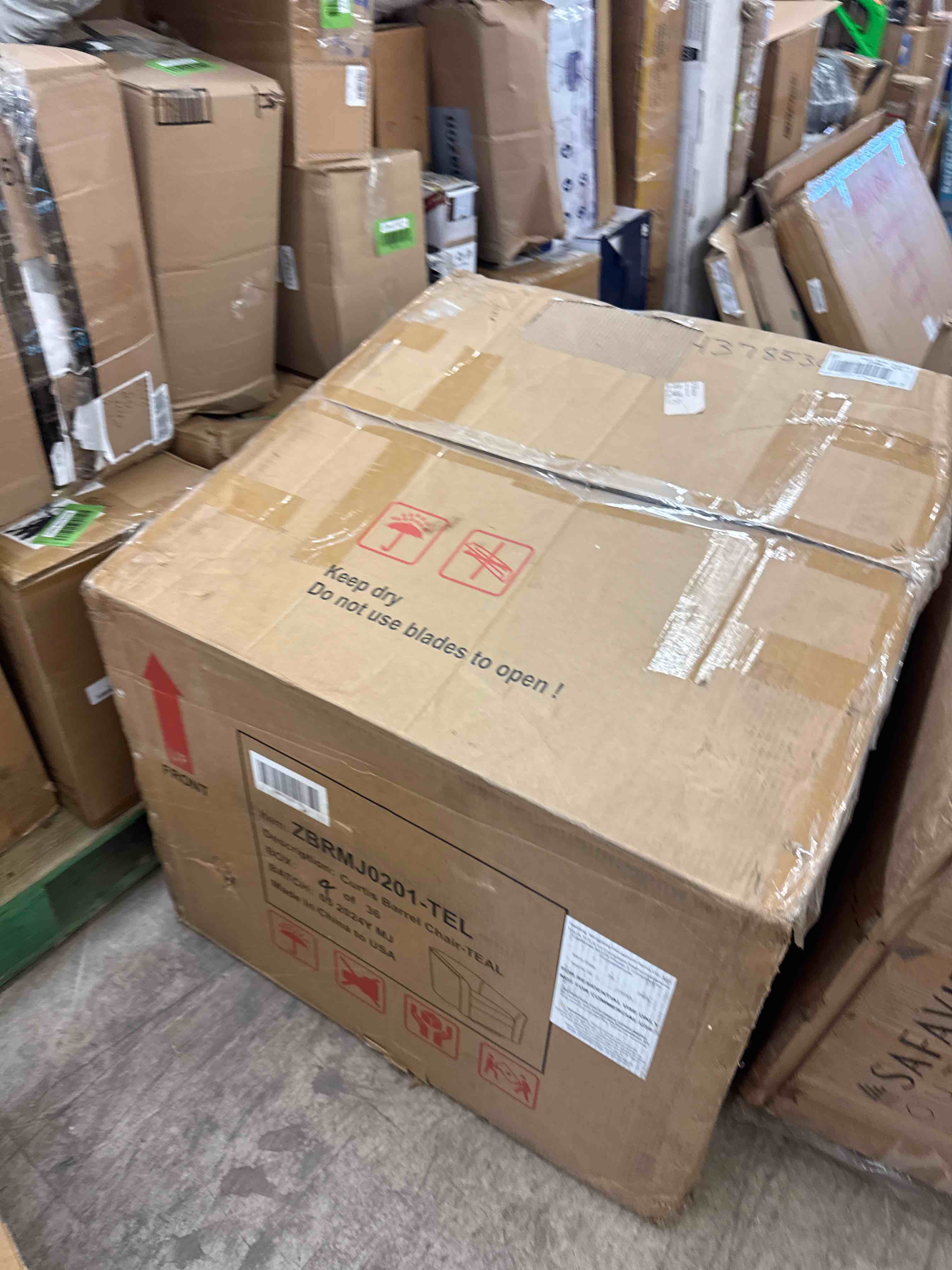https://s3.amazonaws.com/lotting-images-prod/phillipi/BRN0113464_1730140572574.jpeg