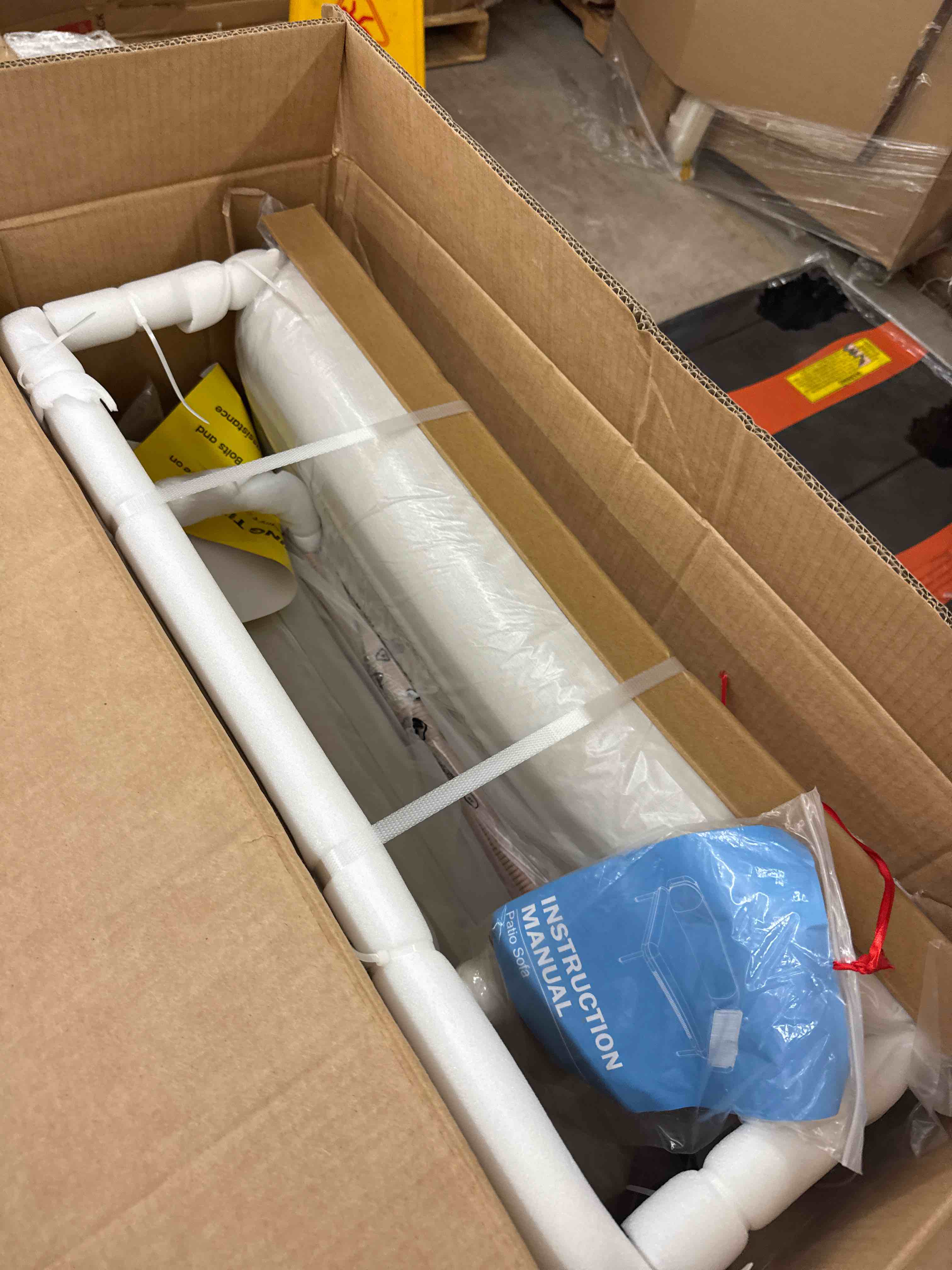 https://s3.amazonaws.com/lotting-images-prod/phillipi/BRN0113471_1730138877039.jpeg