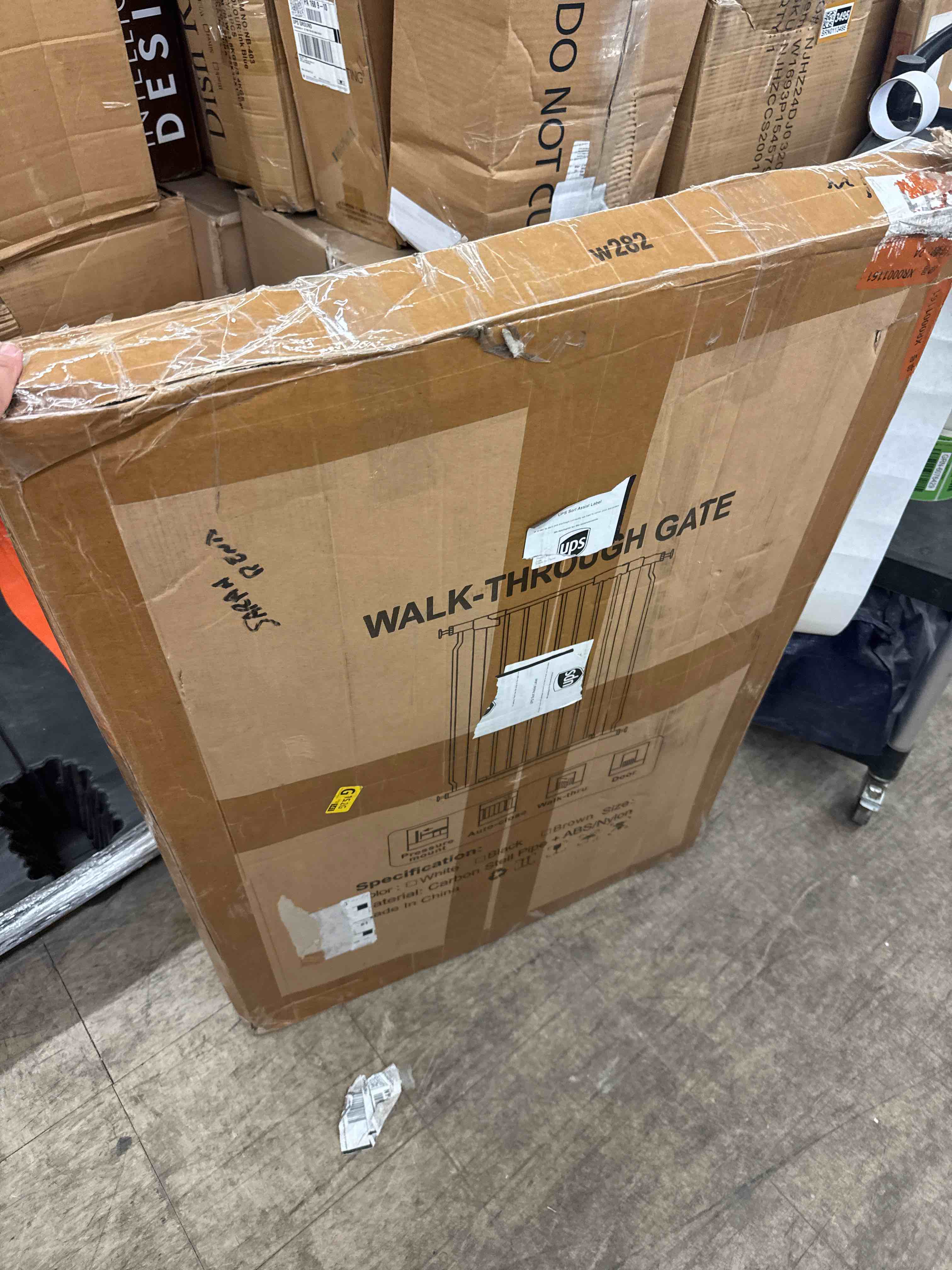 https://s3.amazonaws.com/lotting-images-prod/phillipi/BRN0113472_1730138788775.jpeg