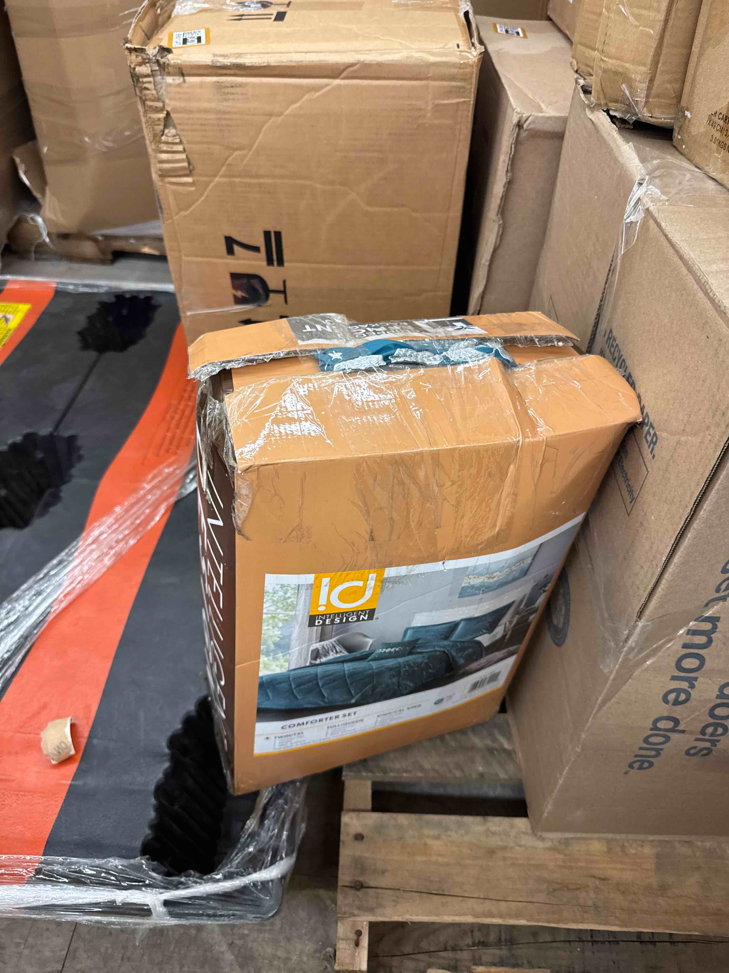 https://s3.amazonaws.com/lotting-images-prod/phillipi/BRN0113477_1730138126189.jpeg