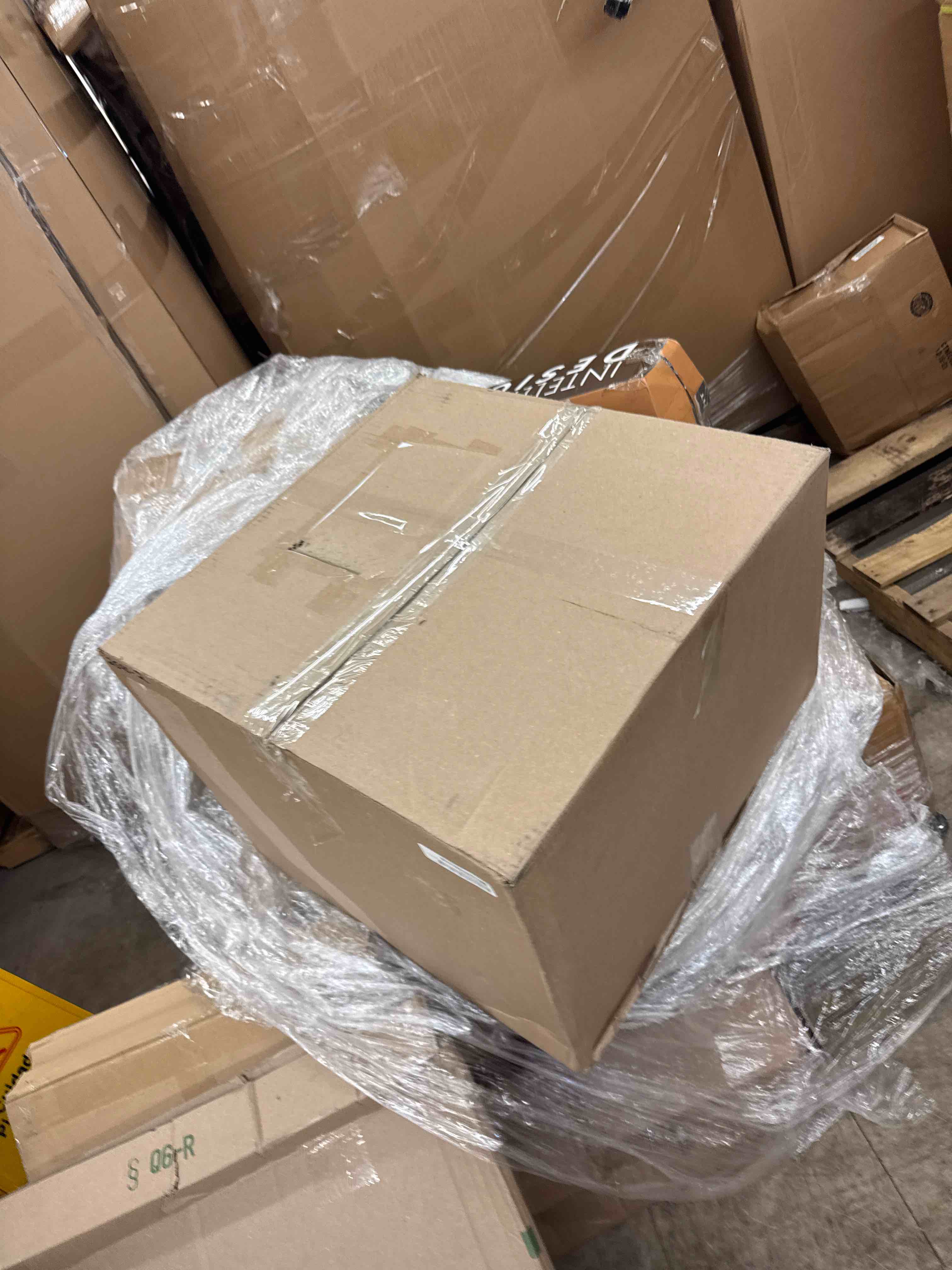 https://s3.amazonaws.com/lotting-images-prod/phillipi/BRN0113487_1730136619759.jpeg