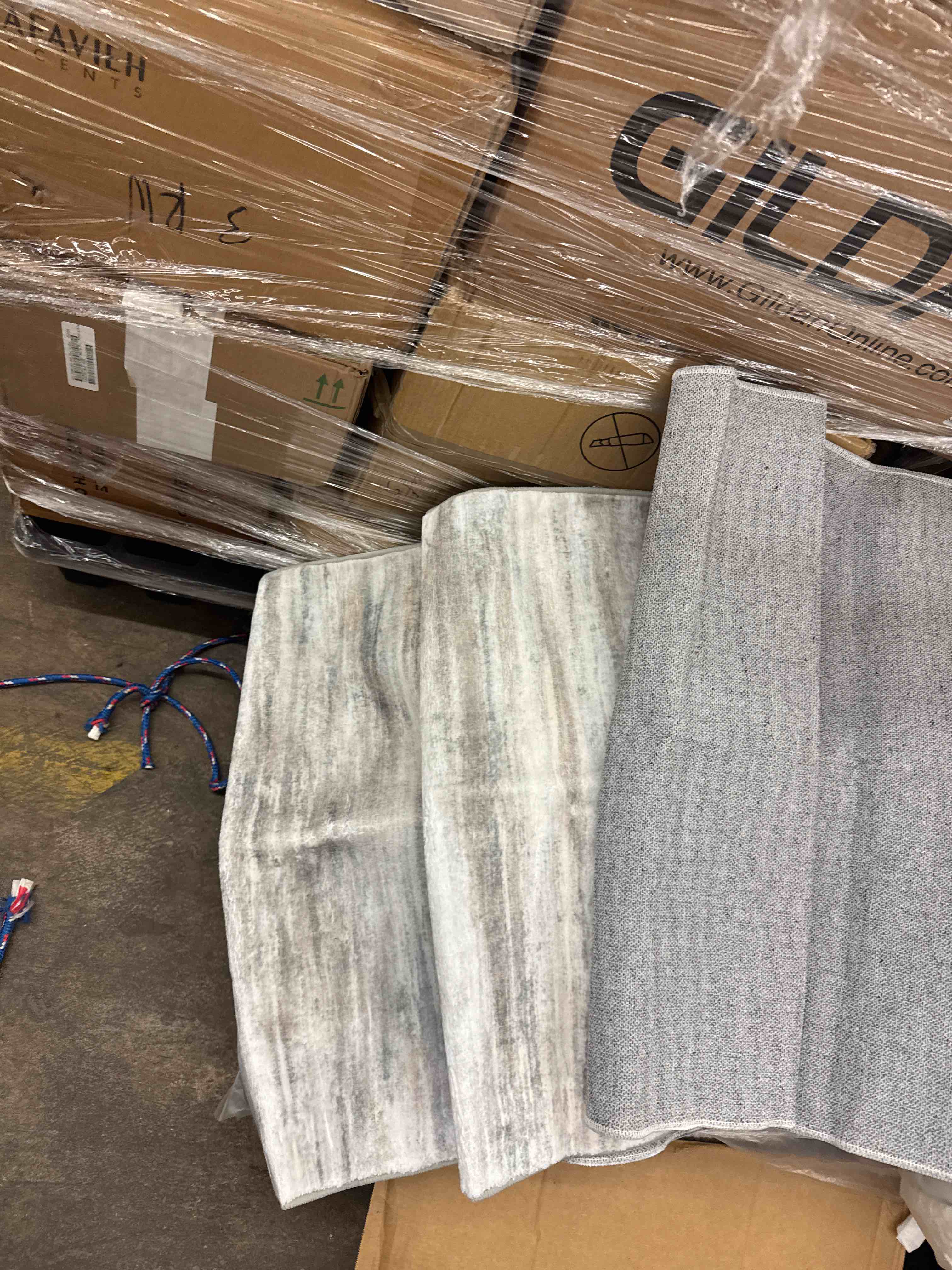 https://s3.amazonaws.com/lotting-images-prod/phillipi/BRN0113554_1729782905822.jpeg