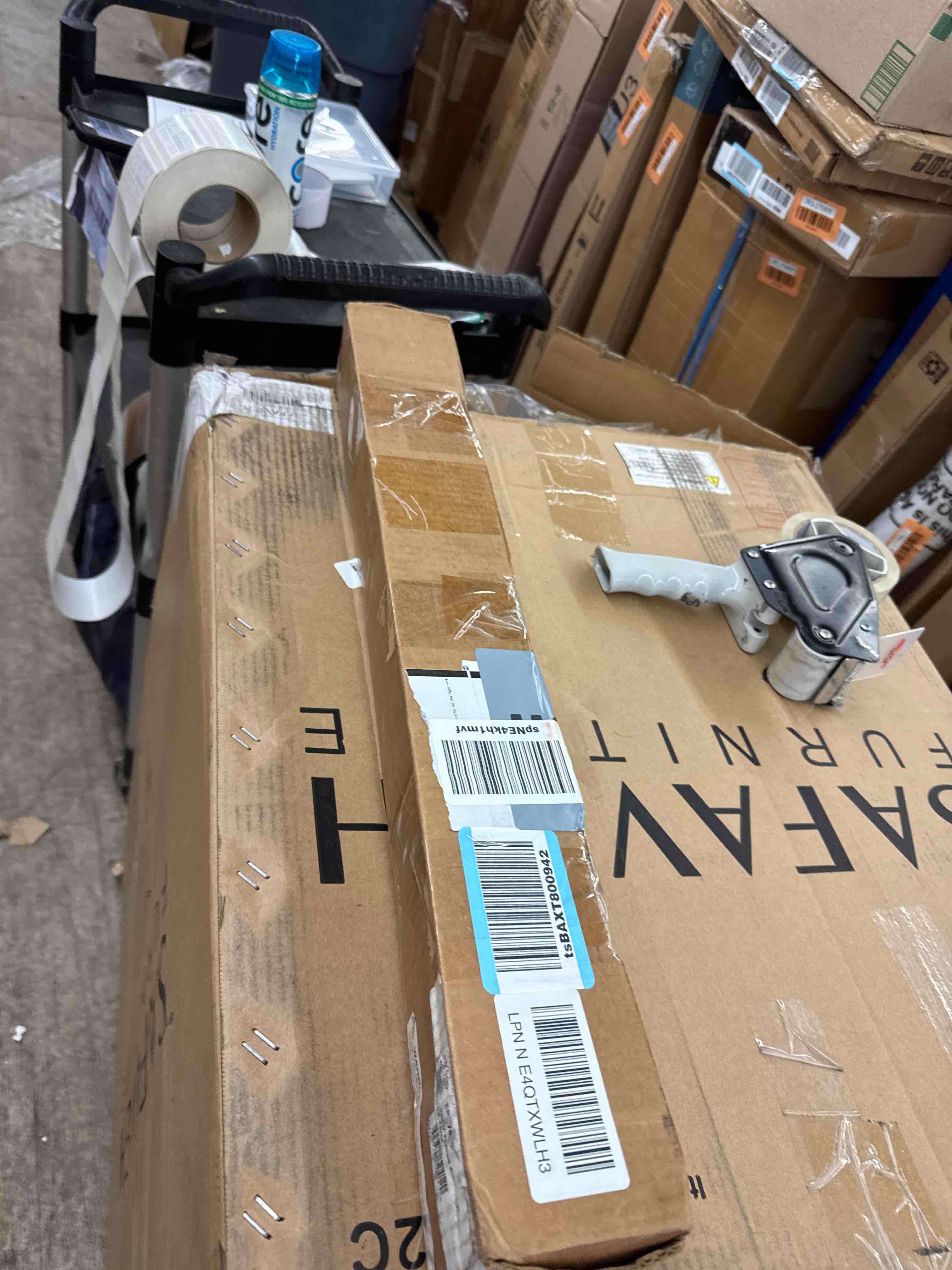 https://s3.amazonaws.com/lotting-images-prod/phillipi/BRN0113663_1729536266290.jpeg