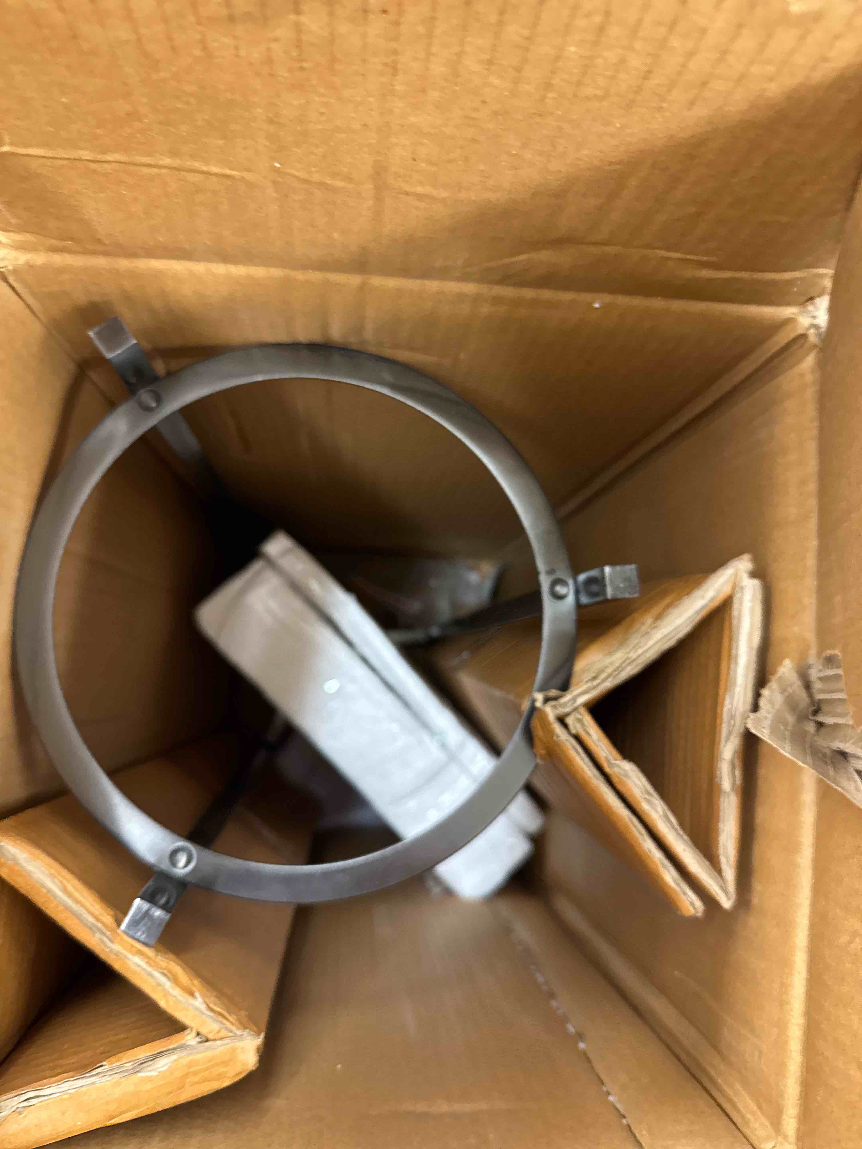 https://s3.amazonaws.com/lotting-images-prod/phillipi/BRN0113678_1729533048920.jpeg