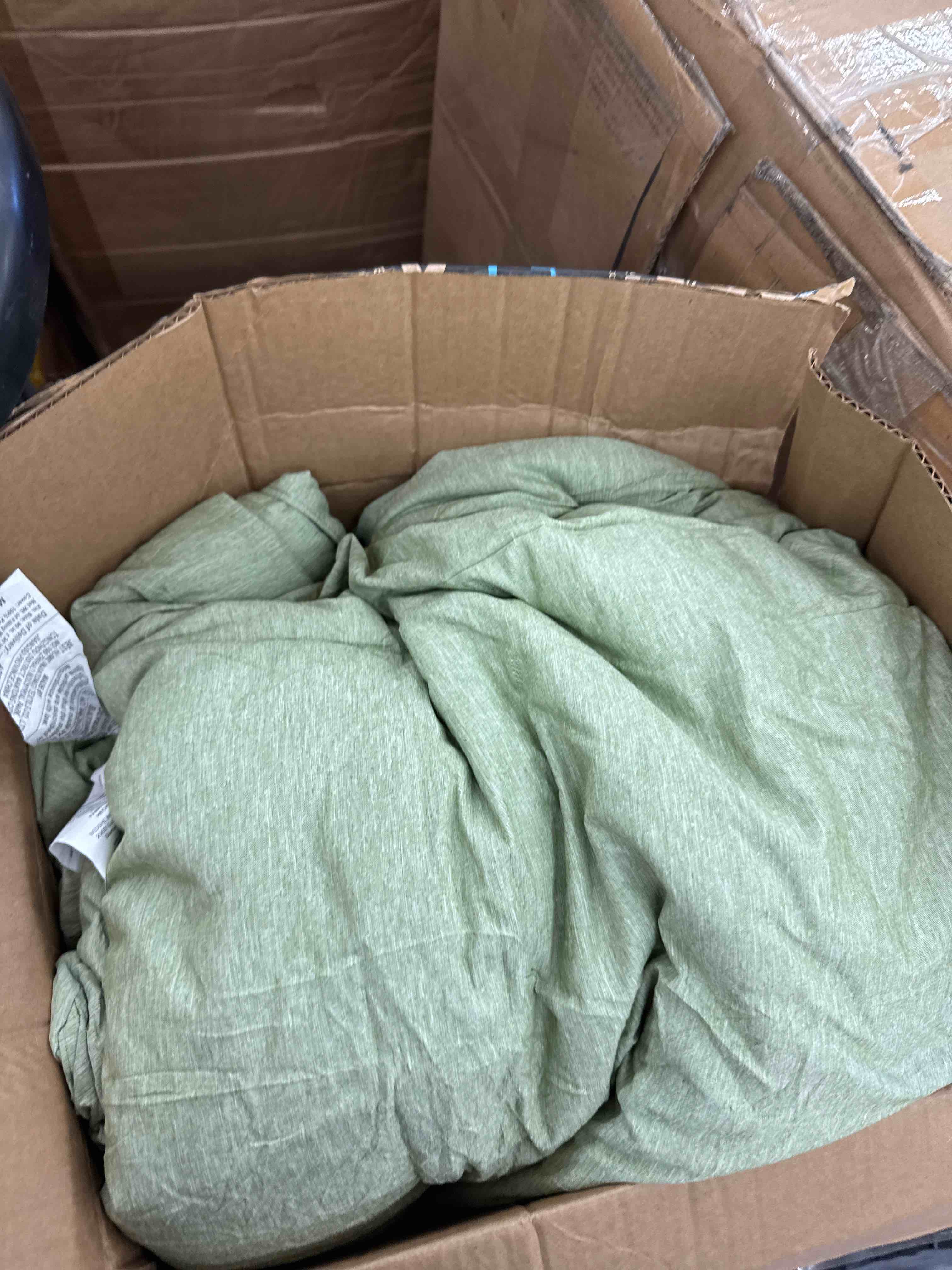 https://s3.amazonaws.com/lotting-images-prod/phillipi/BRN0113683_1729532281602.jpeg