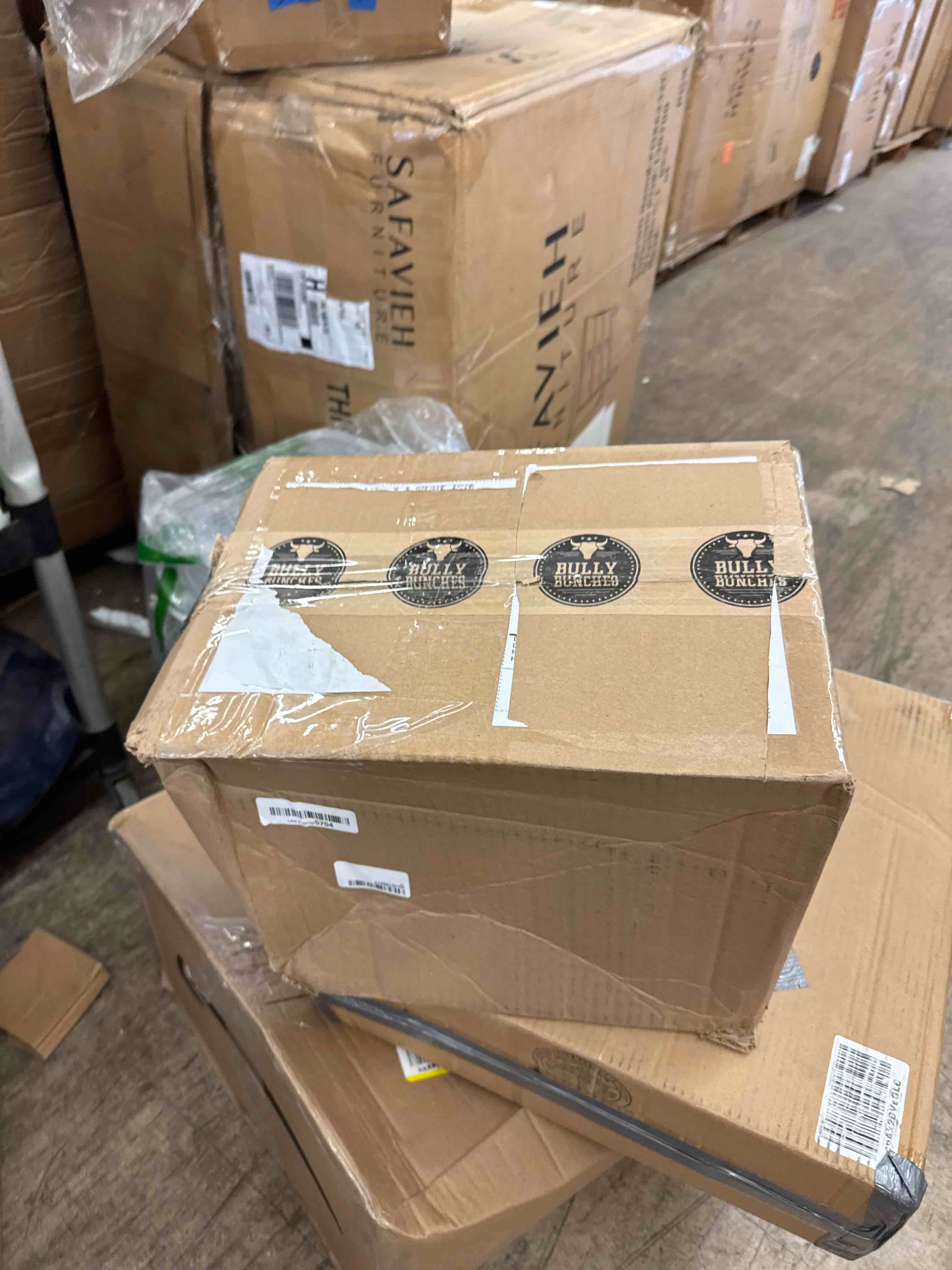 https://s3.amazonaws.com/lotting-images-prod/phillipi/BRN0113689_1729531470395.jpeg