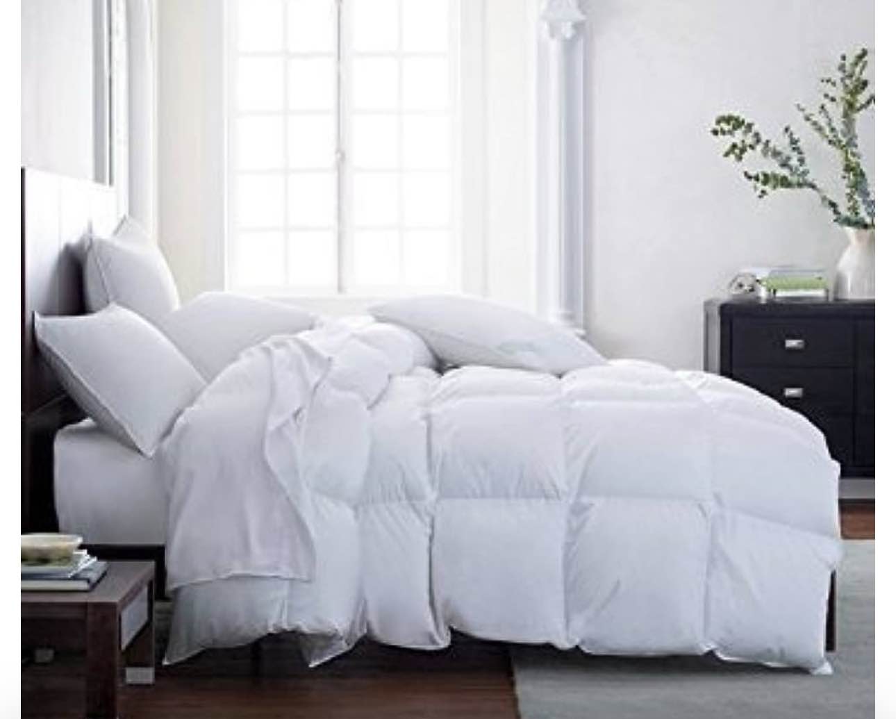 Down Alternative Comforter King Size - Fluffy Duvet Insert - Premium Plush All Season - Luxury Breathable Hotel Cooling Comforter - King, White, 104x86 inches - Comes Compressed Packaging