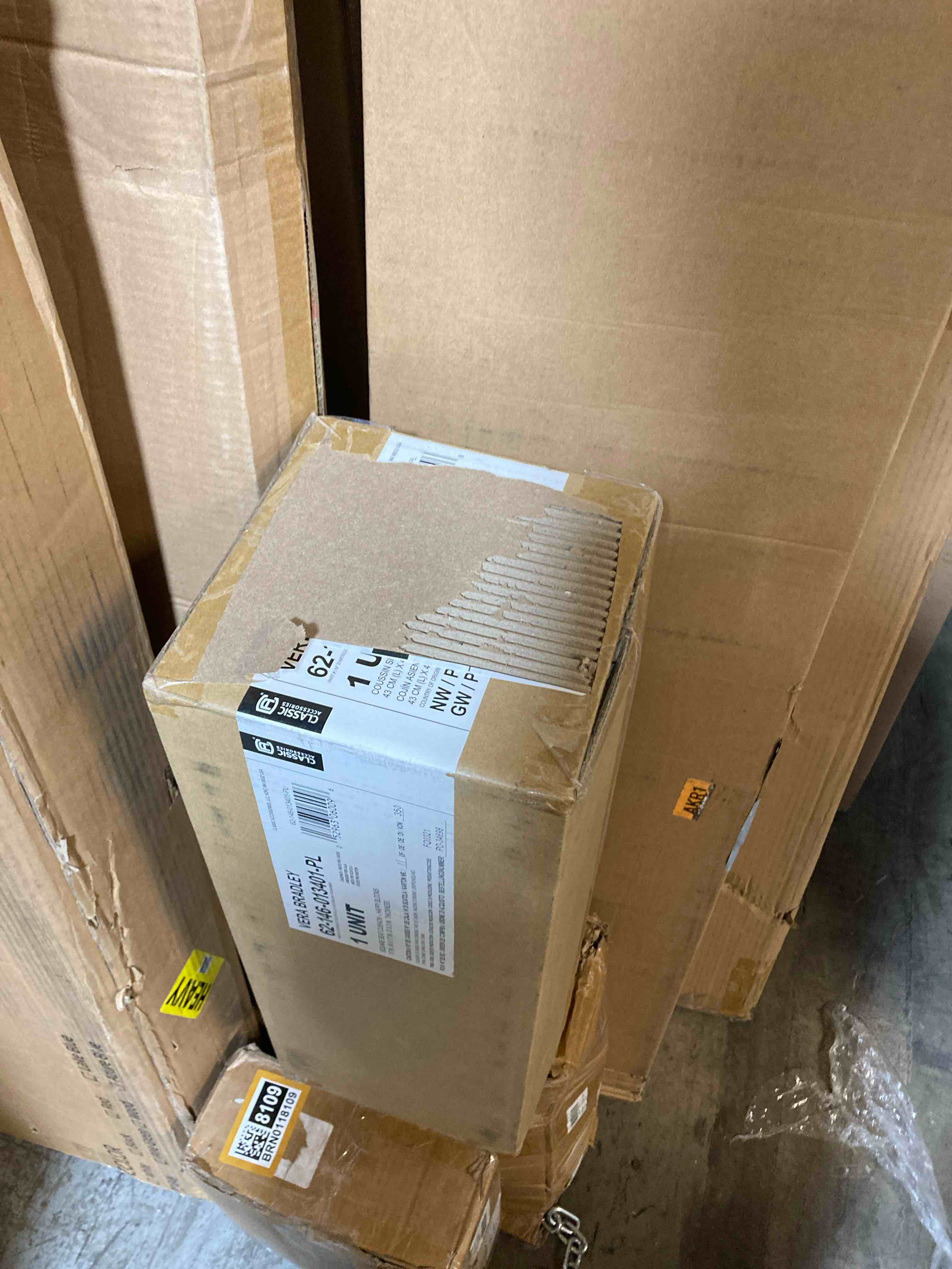 https://s3.amazonaws.com/lotting-images-prod/phillipi/BRN0118108_1742228706244.jpeg