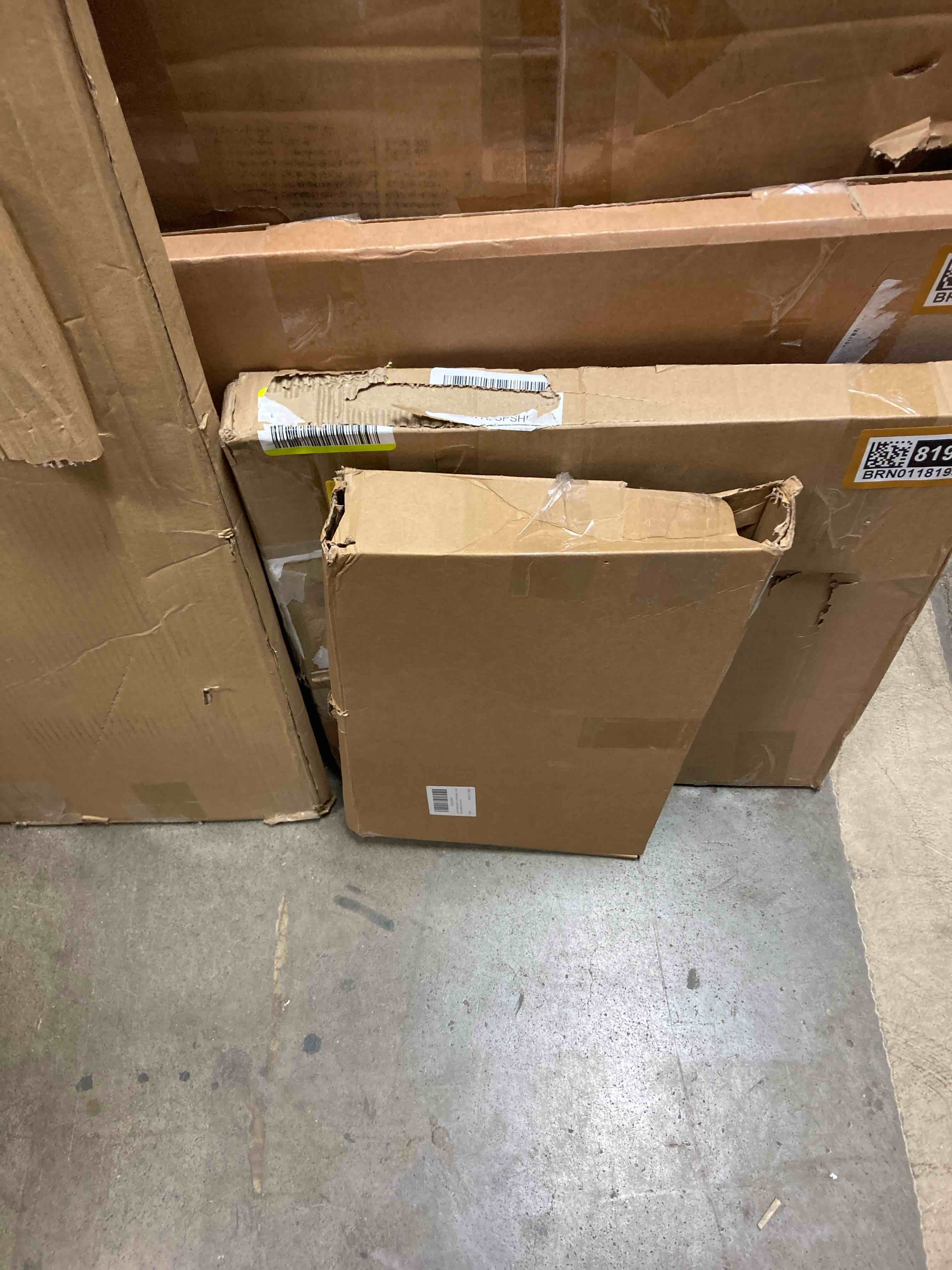 https://s3.amazonaws.com/lotting-images-prod/phillipi/BRN0118192_1741878639156.jpeg