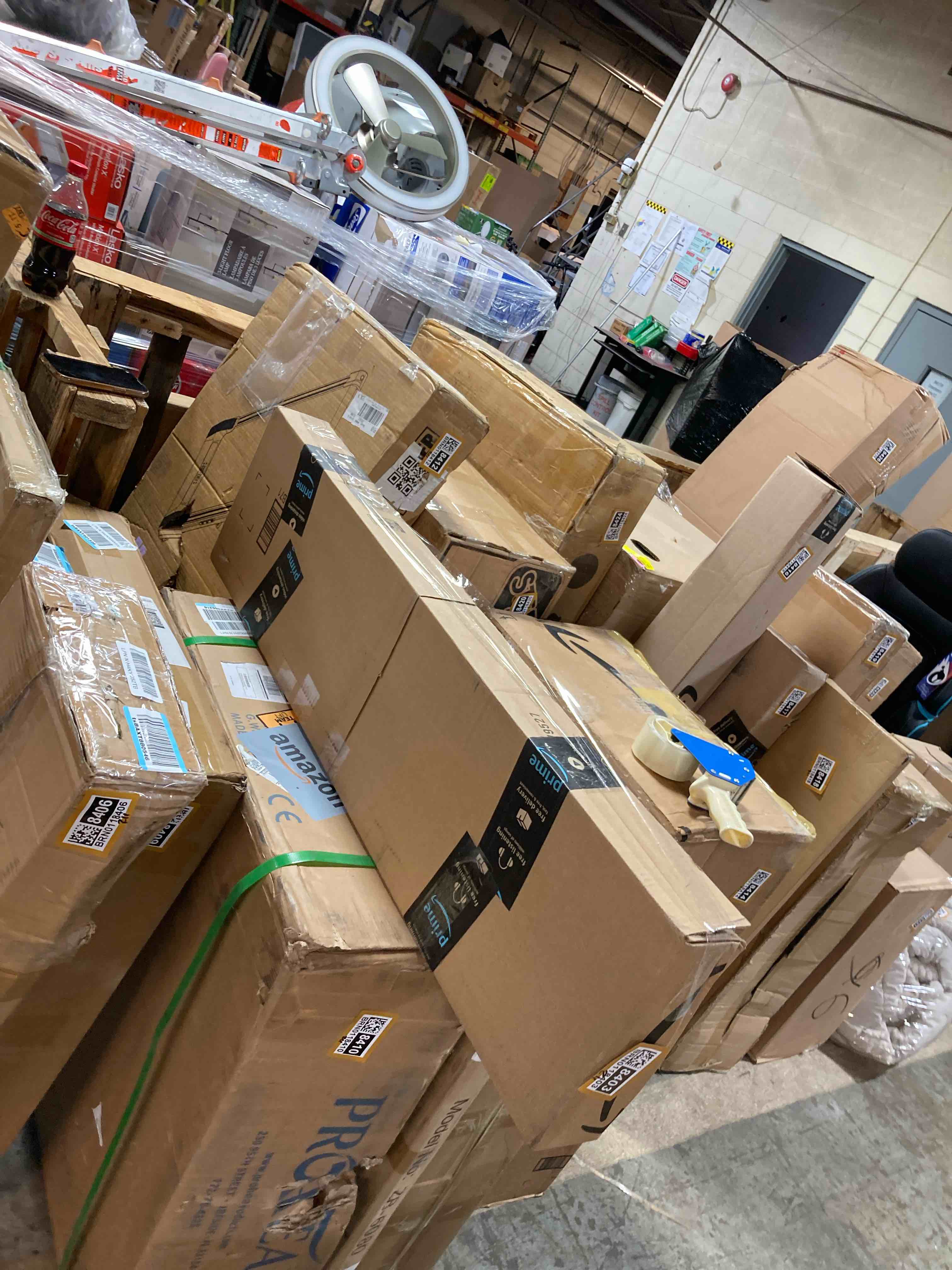 https://s3.amazonaws.com/lotting-images-prod/phillipi/BRN0118403_1739210078764.jpeg