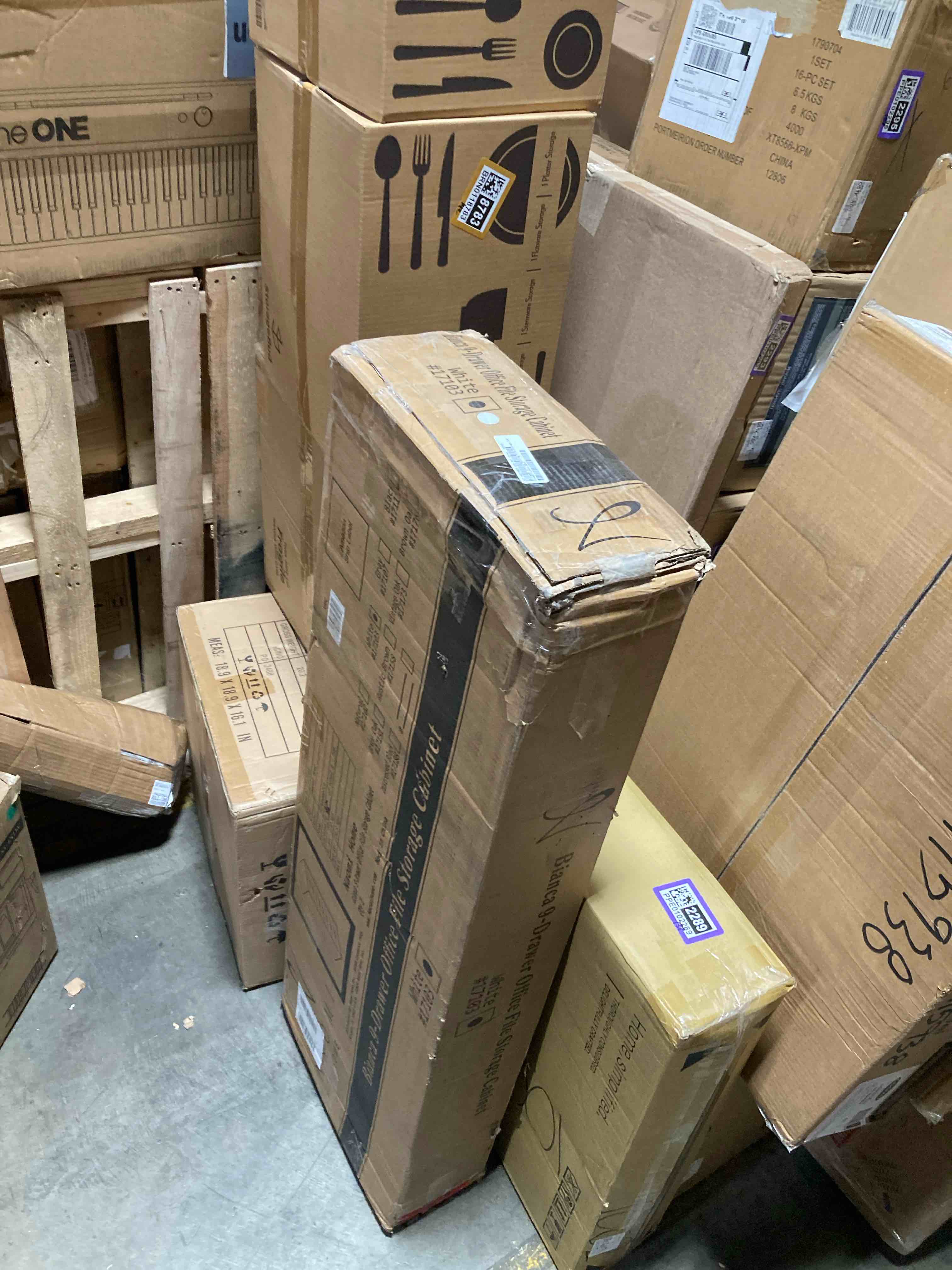https://s3.amazonaws.com/lotting-images-prod/phillipi/BRN0118782_1738175677114.jpeg