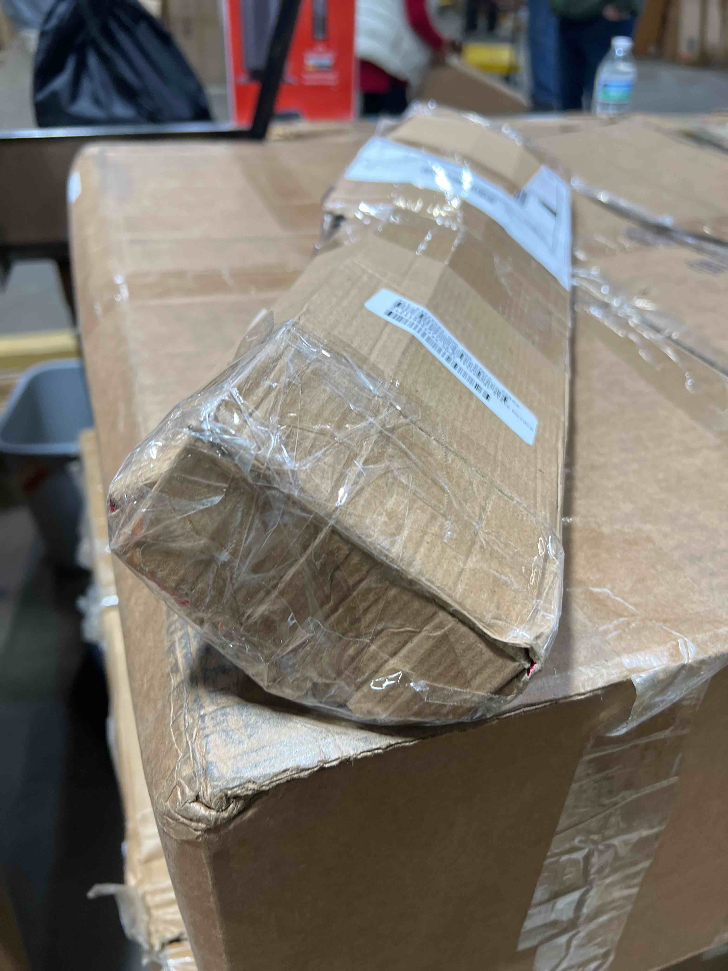 https://s3.amazonaws.com/lotting-images-prod/phillipi/BRN0118993_1738183377835.jpeg