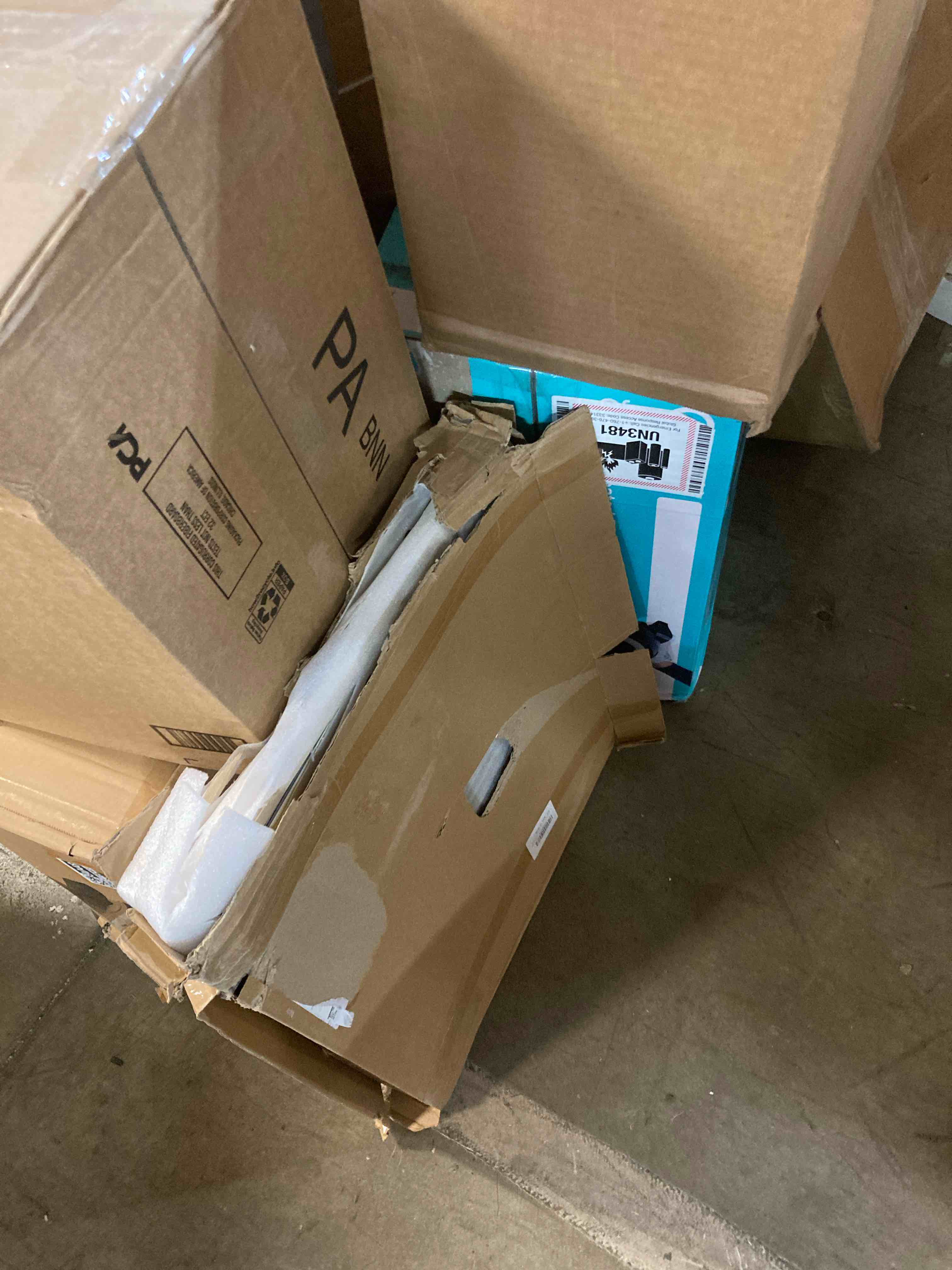 https://s3.amazonaws.com/lotting-images-prod/phillipi/BRN0119046_1737757038861.jpeg