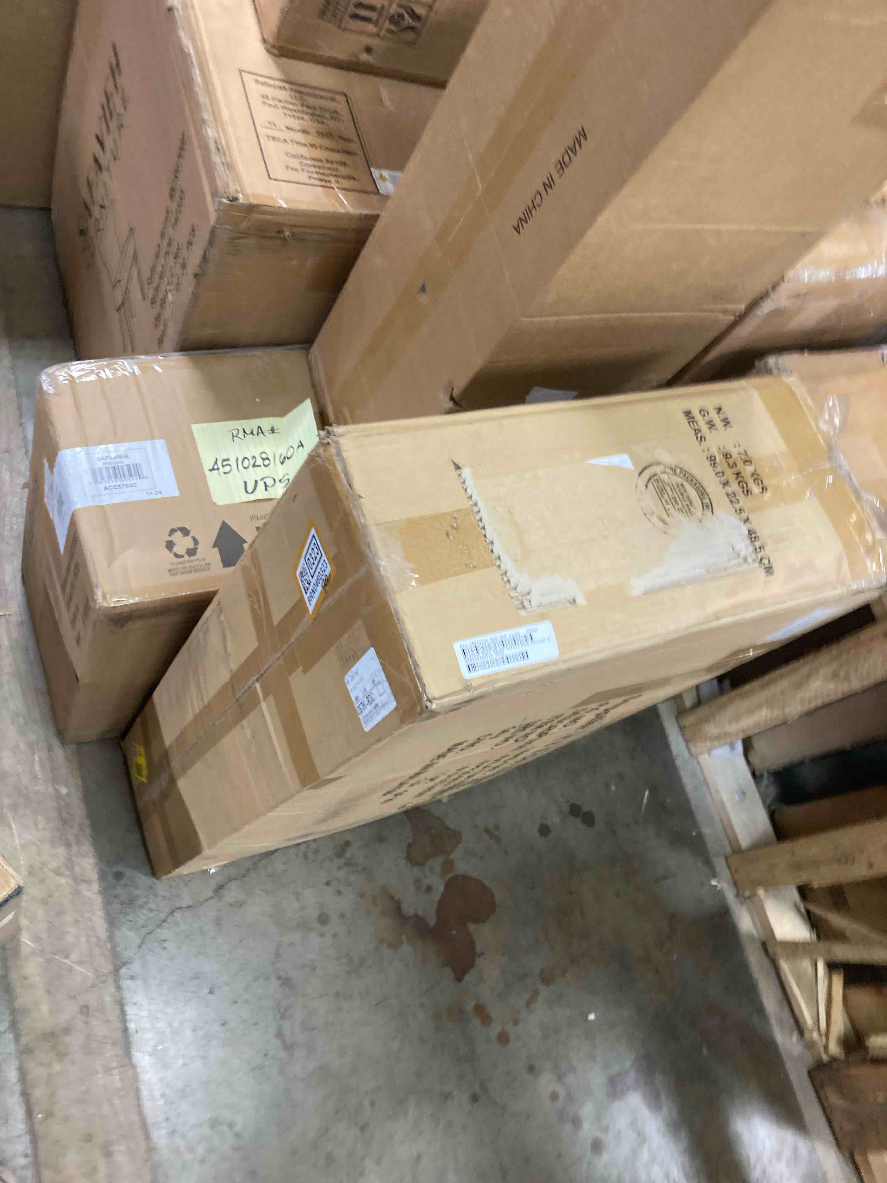 https://s3.amazonaws.com/lotting-images-prod/phillipi/BRN0460323_1744386749964.jpeg