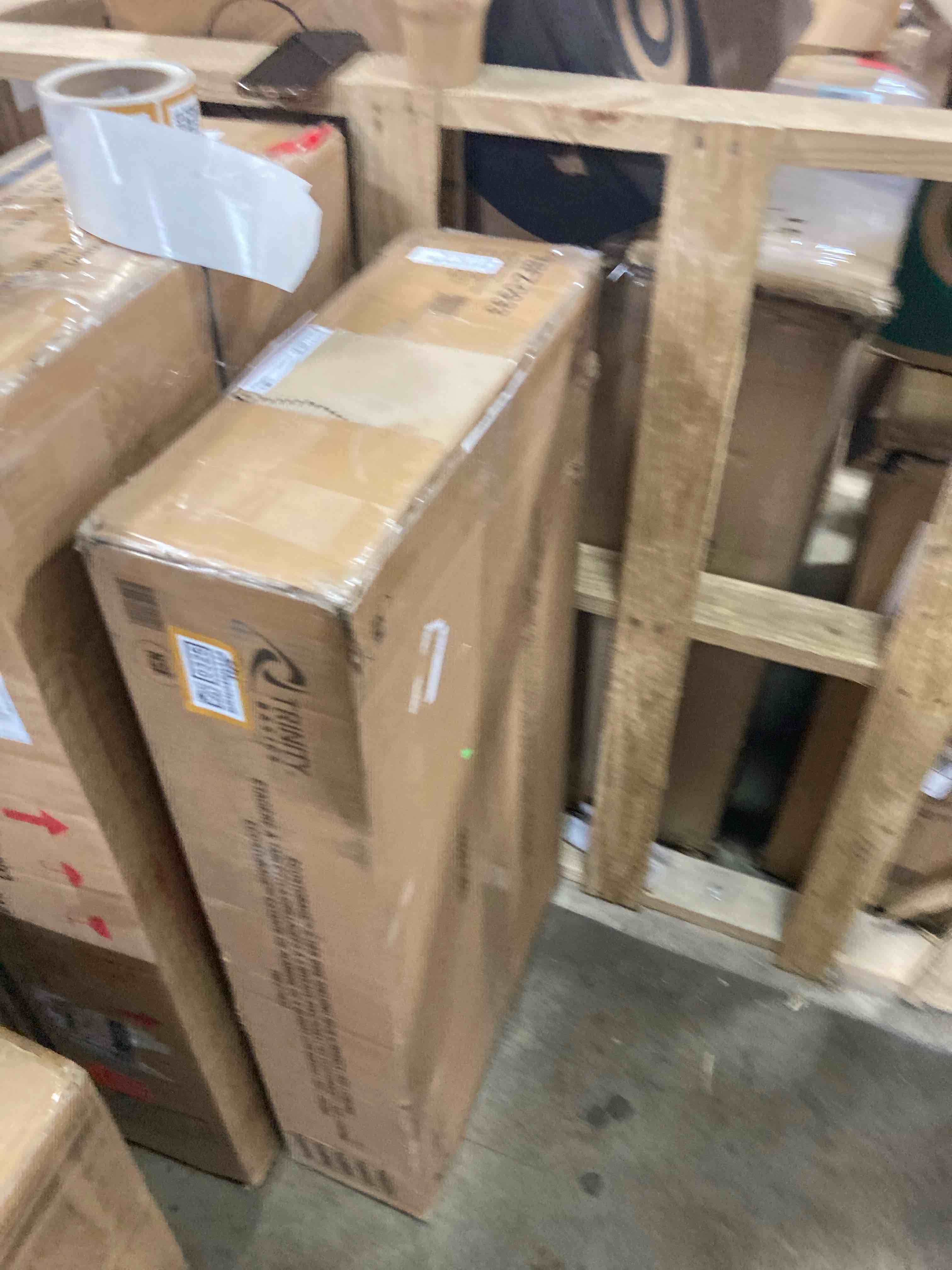 https://s3.amazonaws.com/lotting-images-prod/phillipi/BRN0460325_1744386483404.jpeg