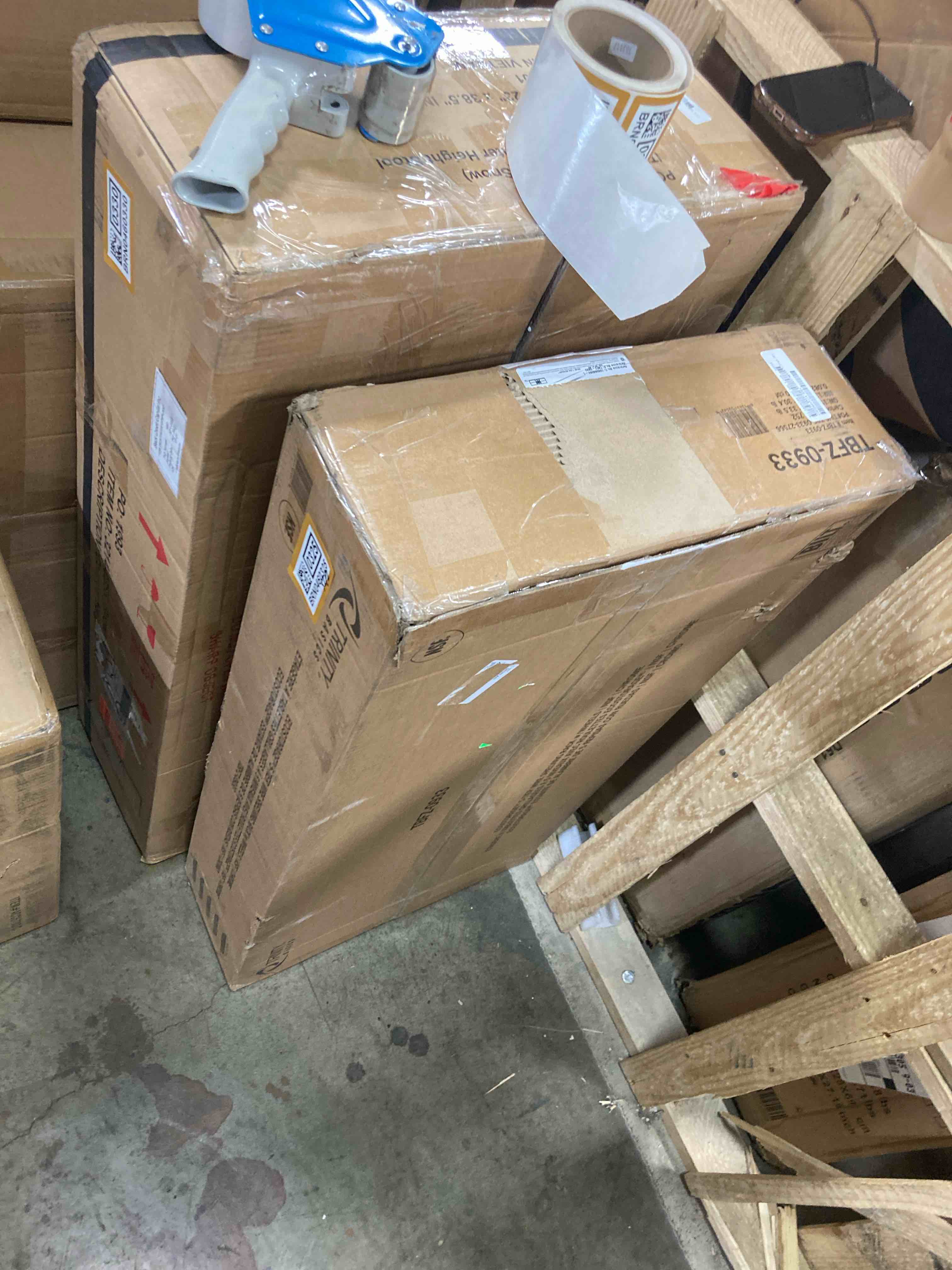 https://s3.amazonaws.com/lotting-images-prod/phillipi/BRN0460325_1744386488795.jpeg