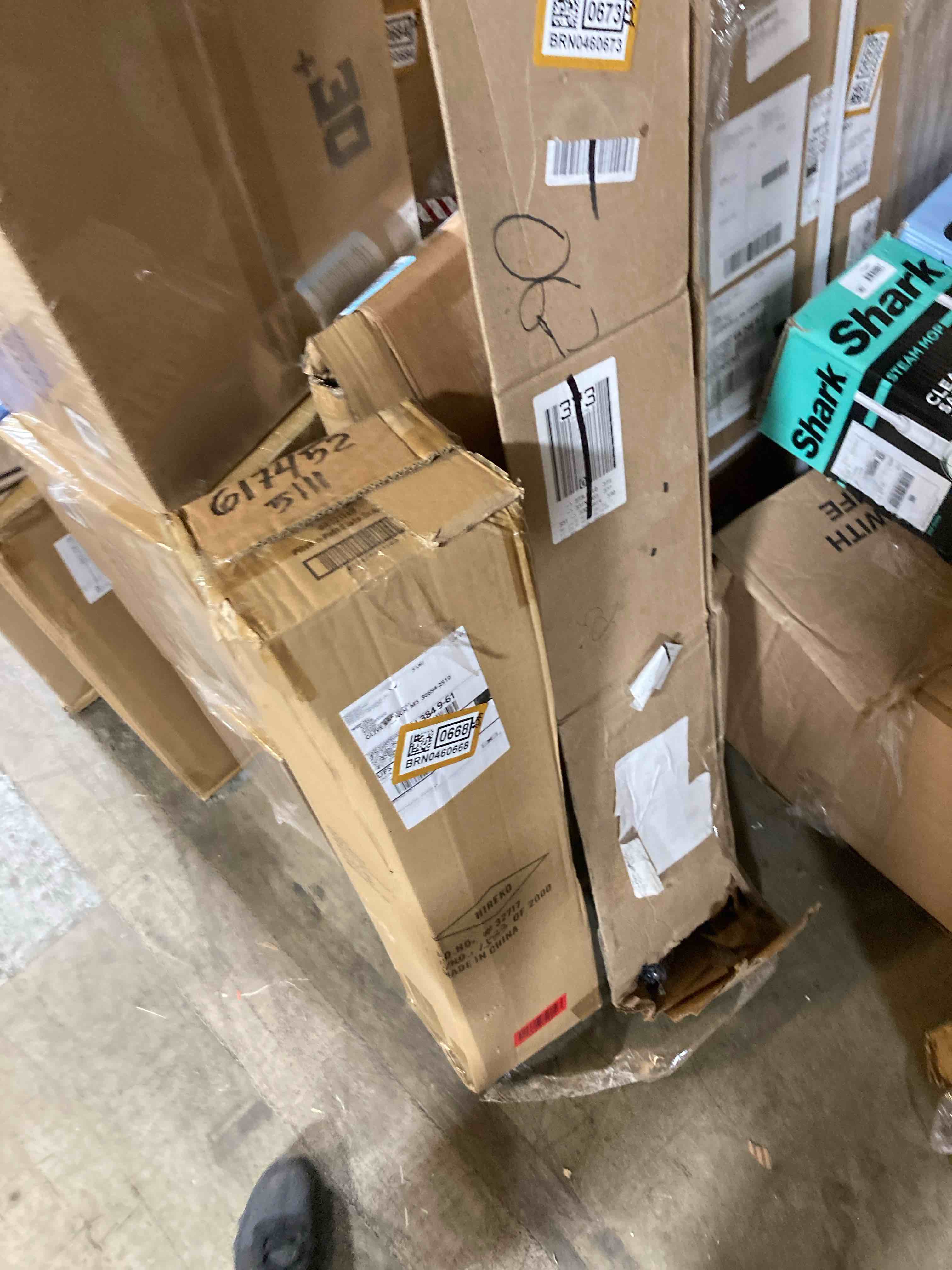 https://s3.amazonaws.com/lotting-images-prod/phillipi/BRN0460668_1743102702580.jpeg