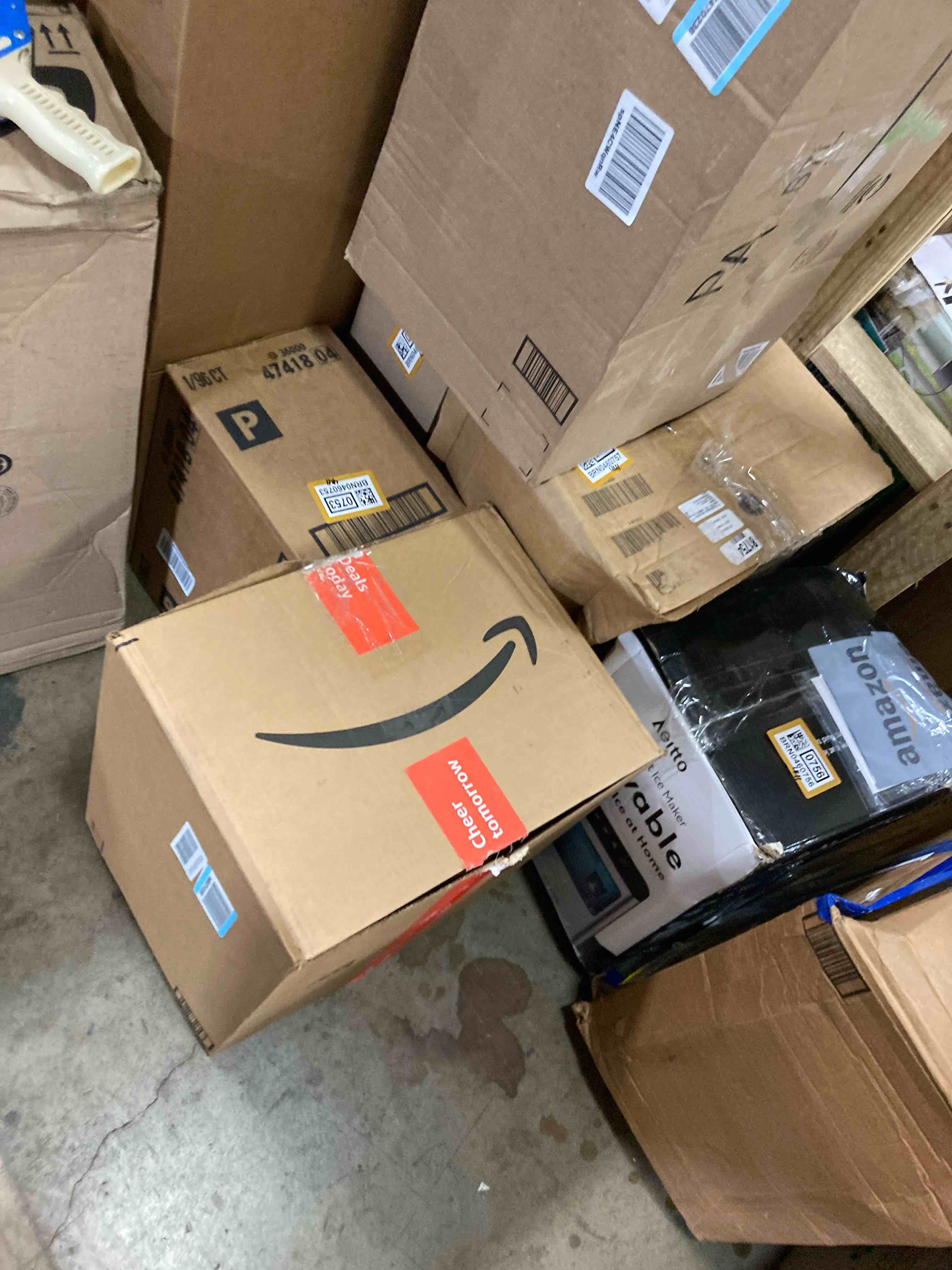 https://s3.amazonaws.com/lotting-images-prod/phillipi/BRN0460750_1742997086664.jpeg