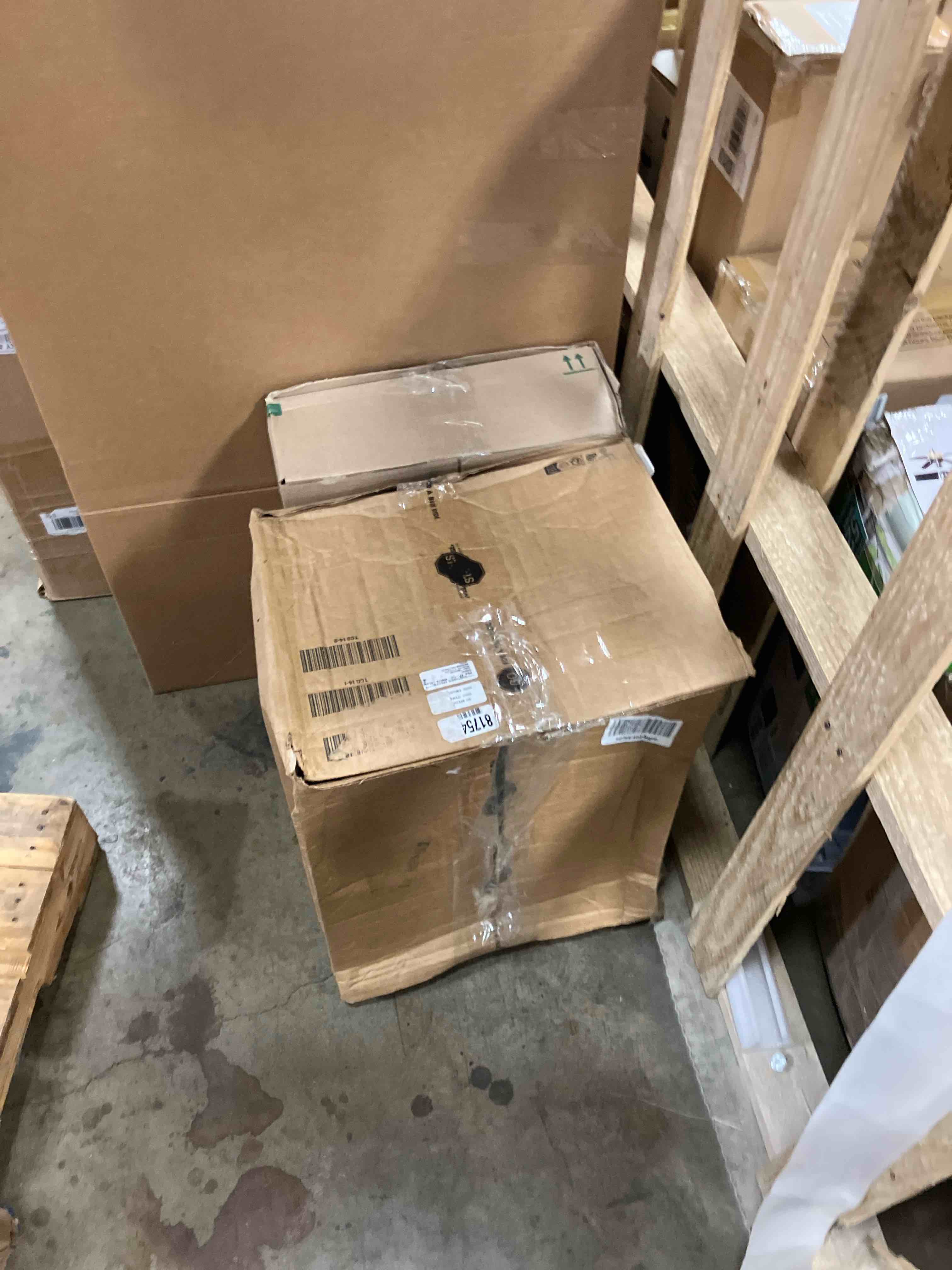 https://s3.amazonaws.com/lotting-images-prod/phillipi/BRN0460757_1742996631695.jpeg