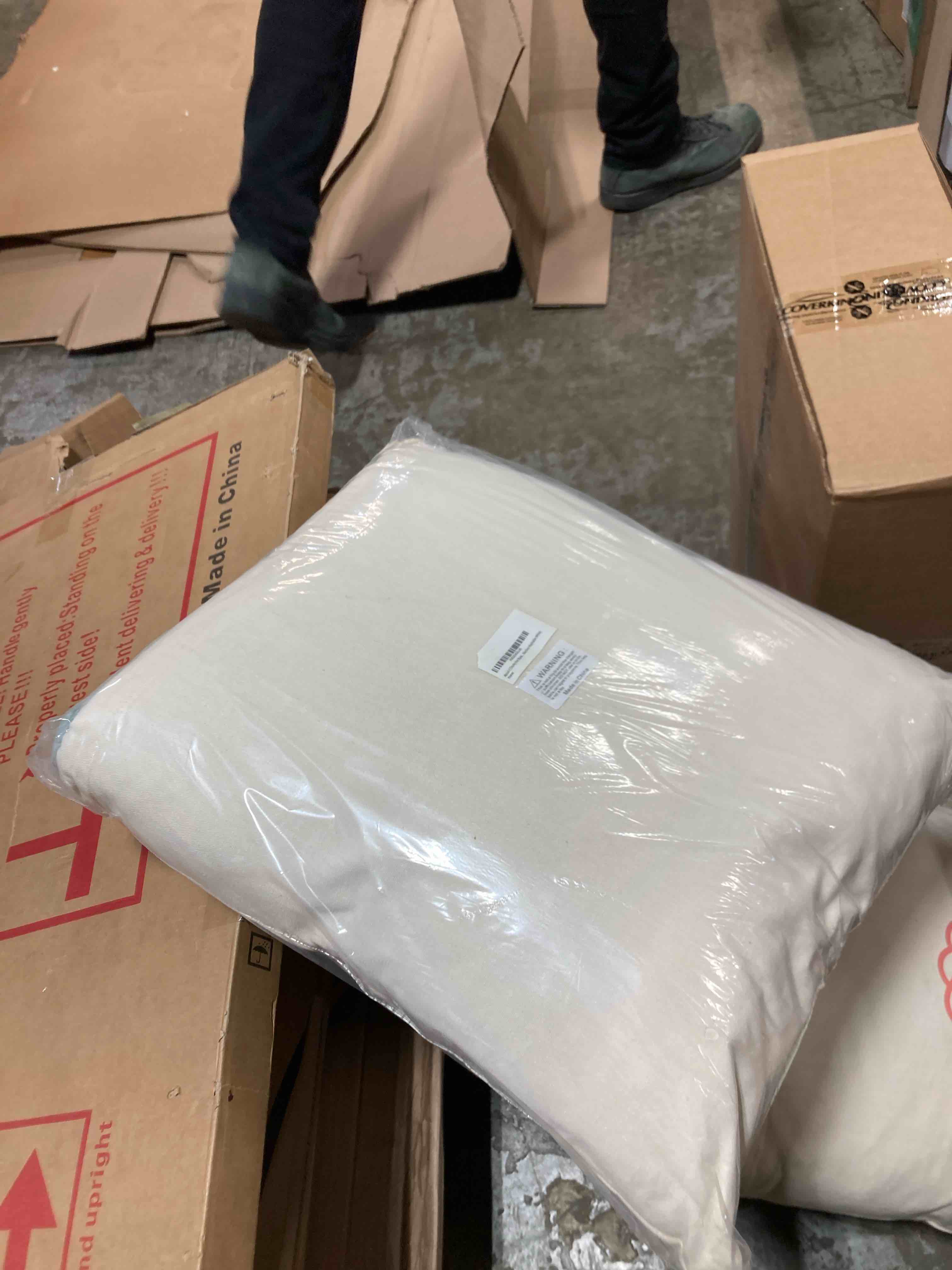 https://s3.amazonaws.com/lotting-images-prod/phillipi/BRN0460908_1742836940132.jpeg