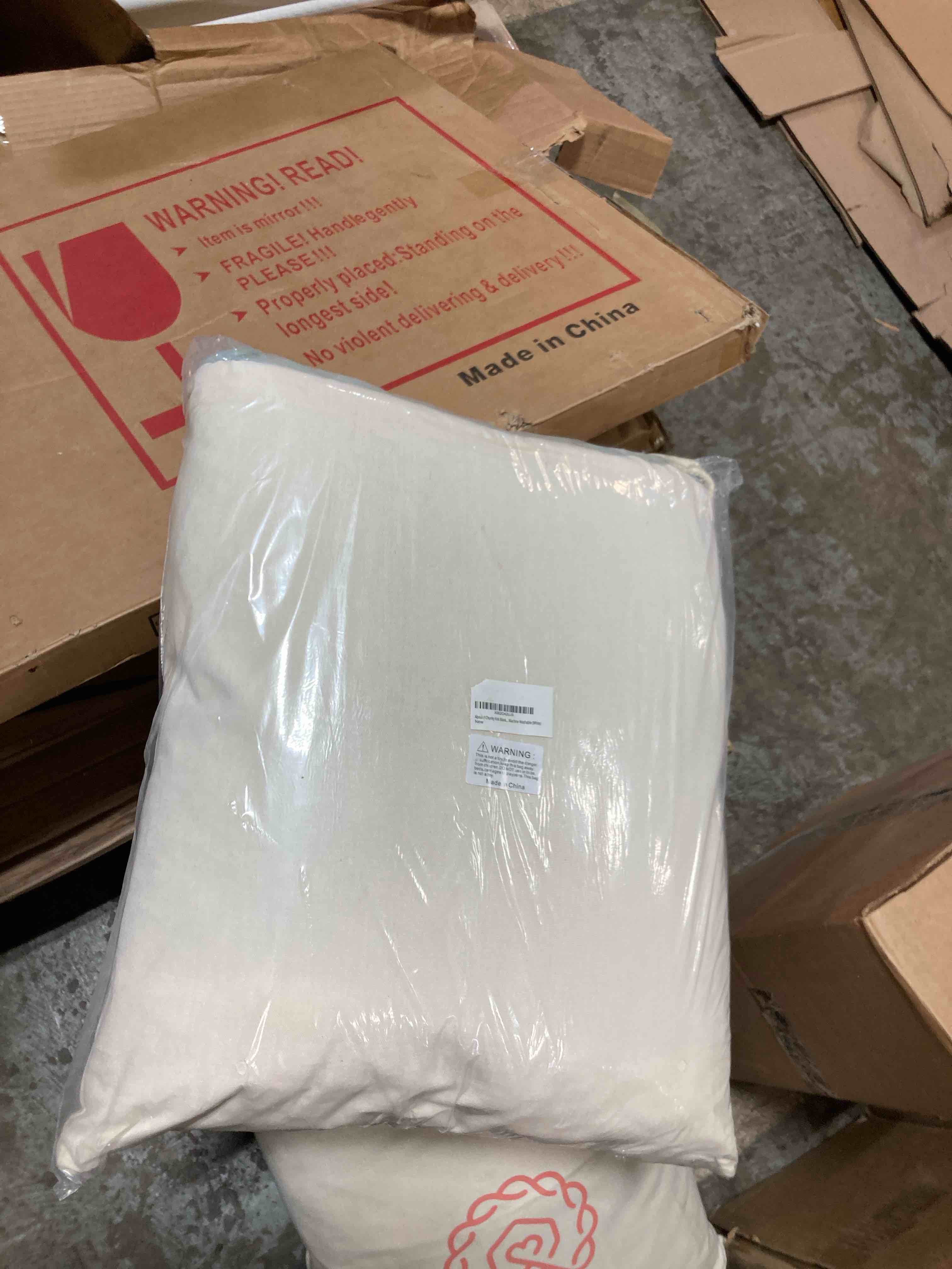 https://s3.amazonaws.com/lotting-images-prod/phillipi/BRN0460908_1742836941404.jpeg