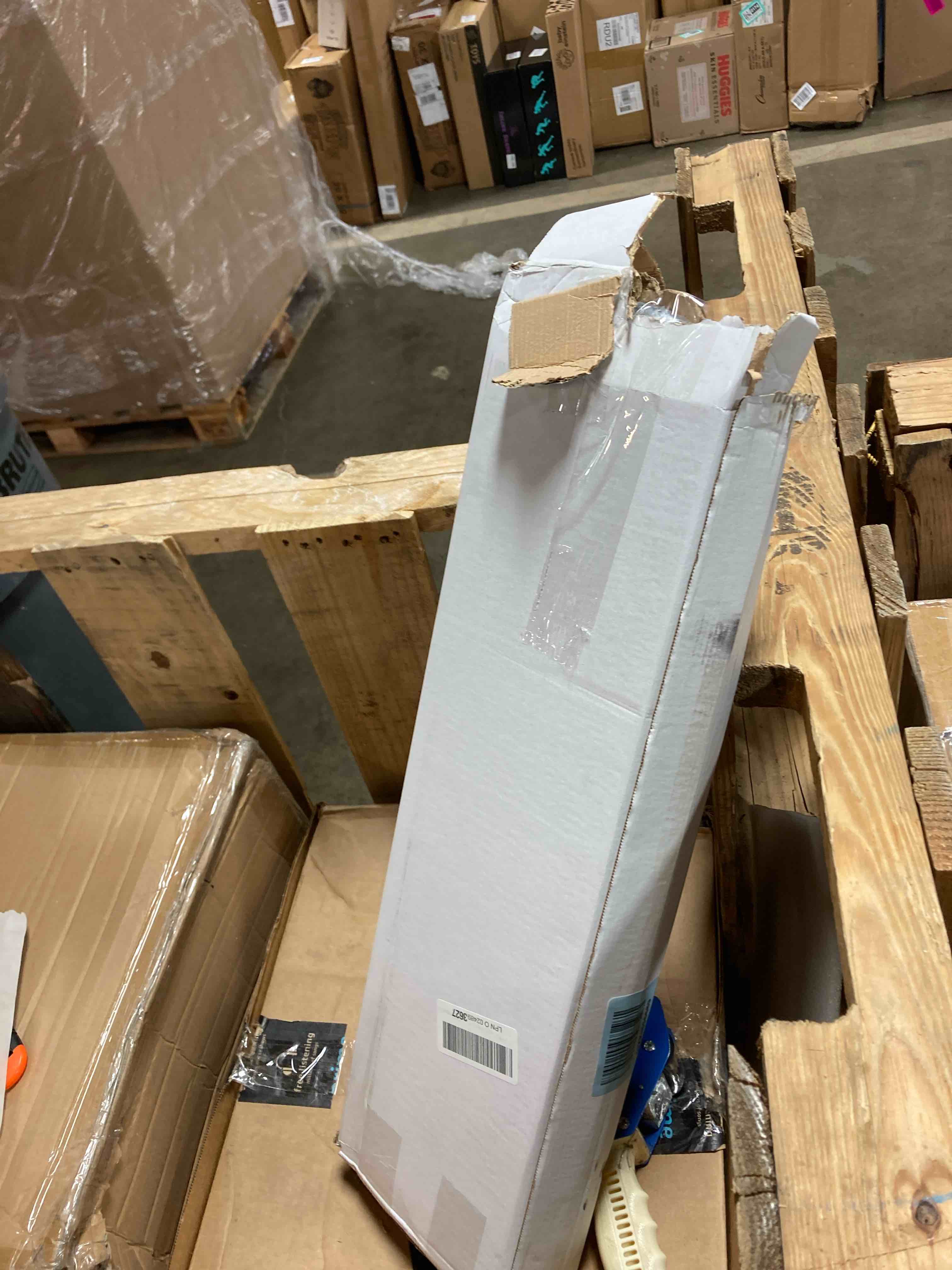 https://s3.amazonaws.com/lotting-images-prod/phillipi/BRN0460918_1742835325597.jpeg