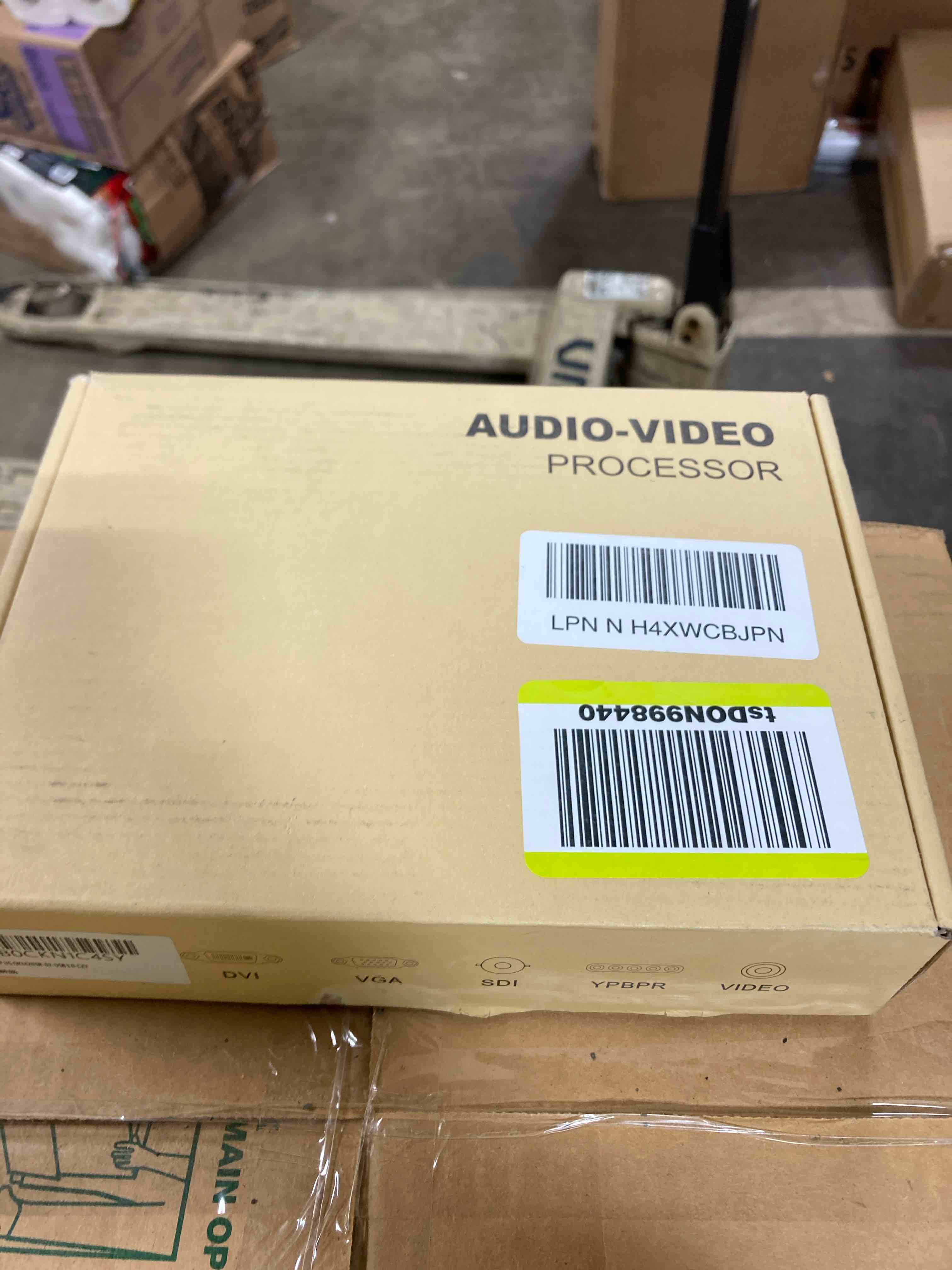 https://s3.amazonaws.com/lotting-images-prod/phillipi/BRN0460940_1742830433364.jpeg