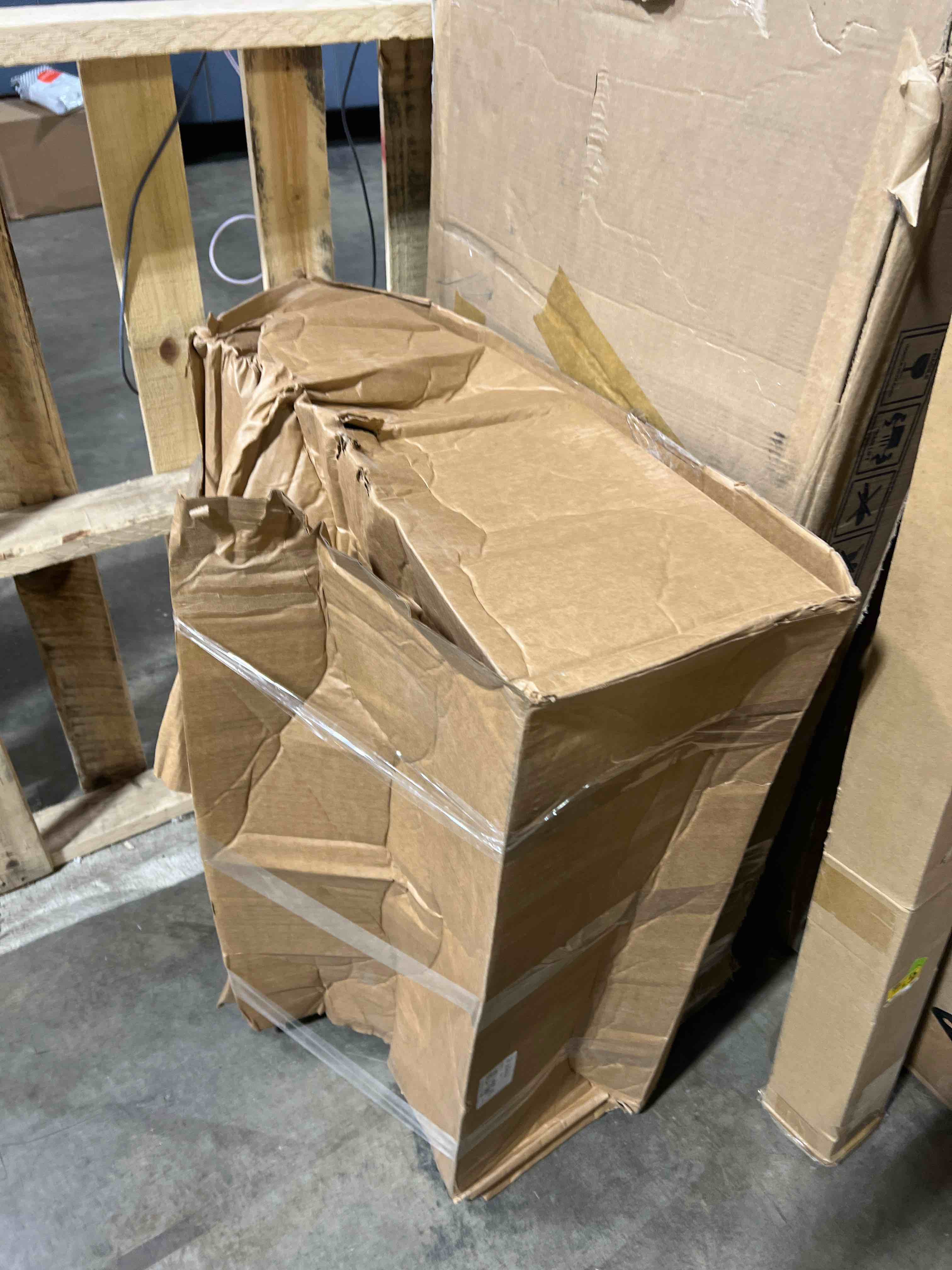 https://s3.amazonaws.com/lotting-images-prod/phillipi/BRN0461323_1739216079496.jpeg