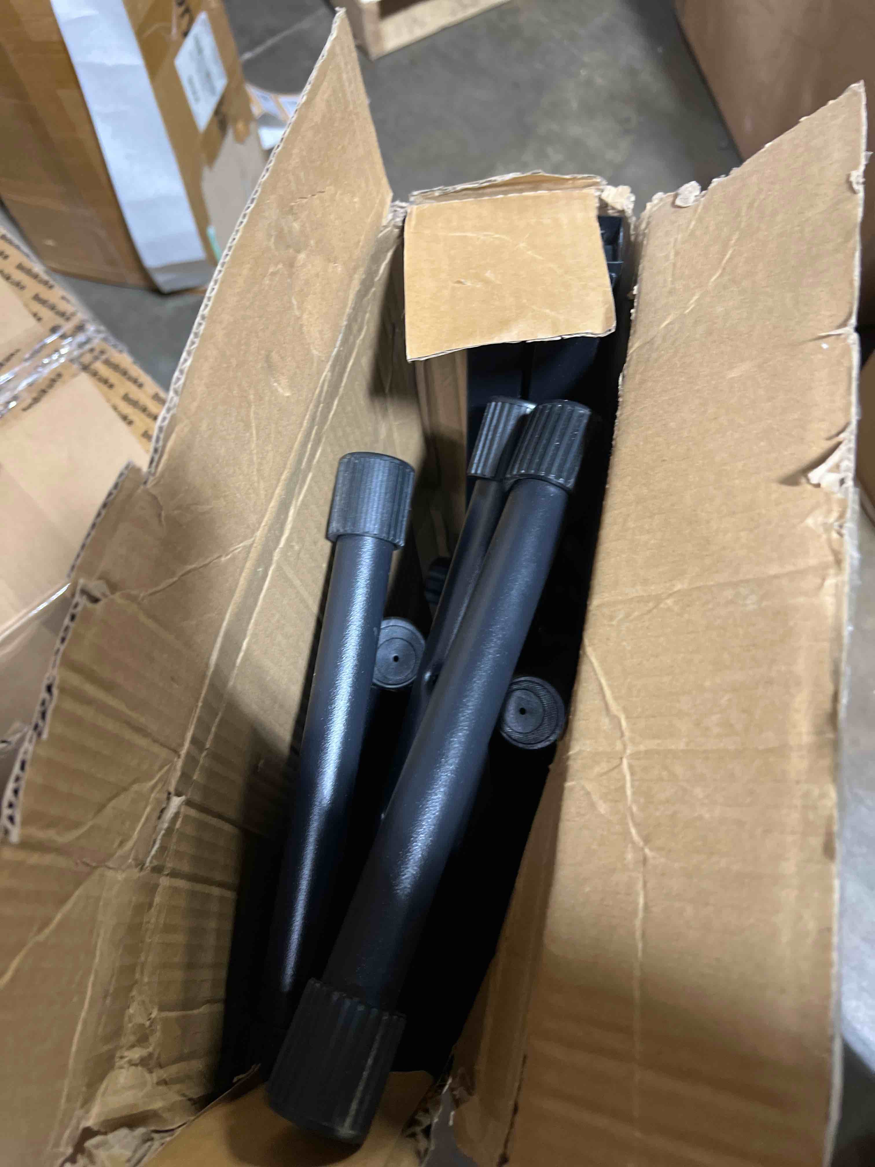 https://s3.amazonaws.com/lotting-images-prod/phillipi/BRN0461341_1739218426622.jpeg